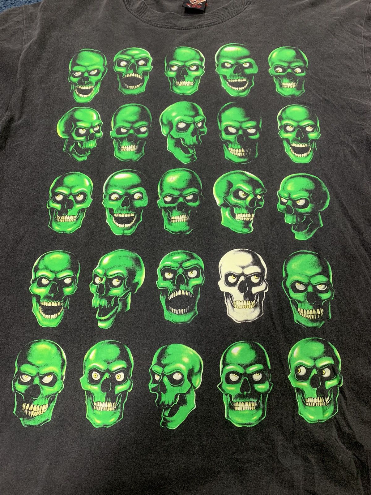 Band Tees × Designer × Japanese Brand Vintage Skull Pile Bootleg Faded Tee Size US XL / EU 56 / 4 - 5 Thumbnail