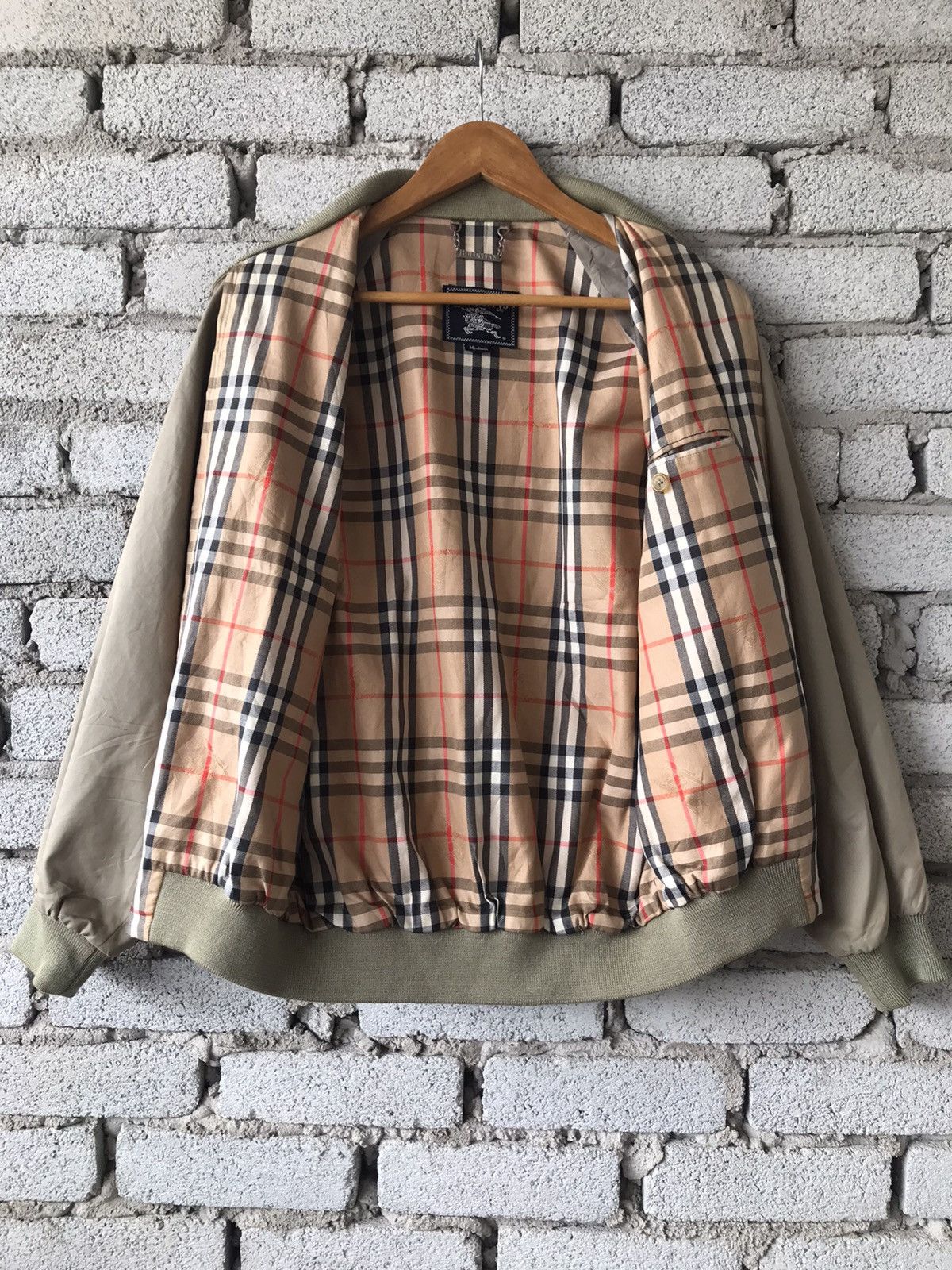 Vintage burberry harrington jacket sales