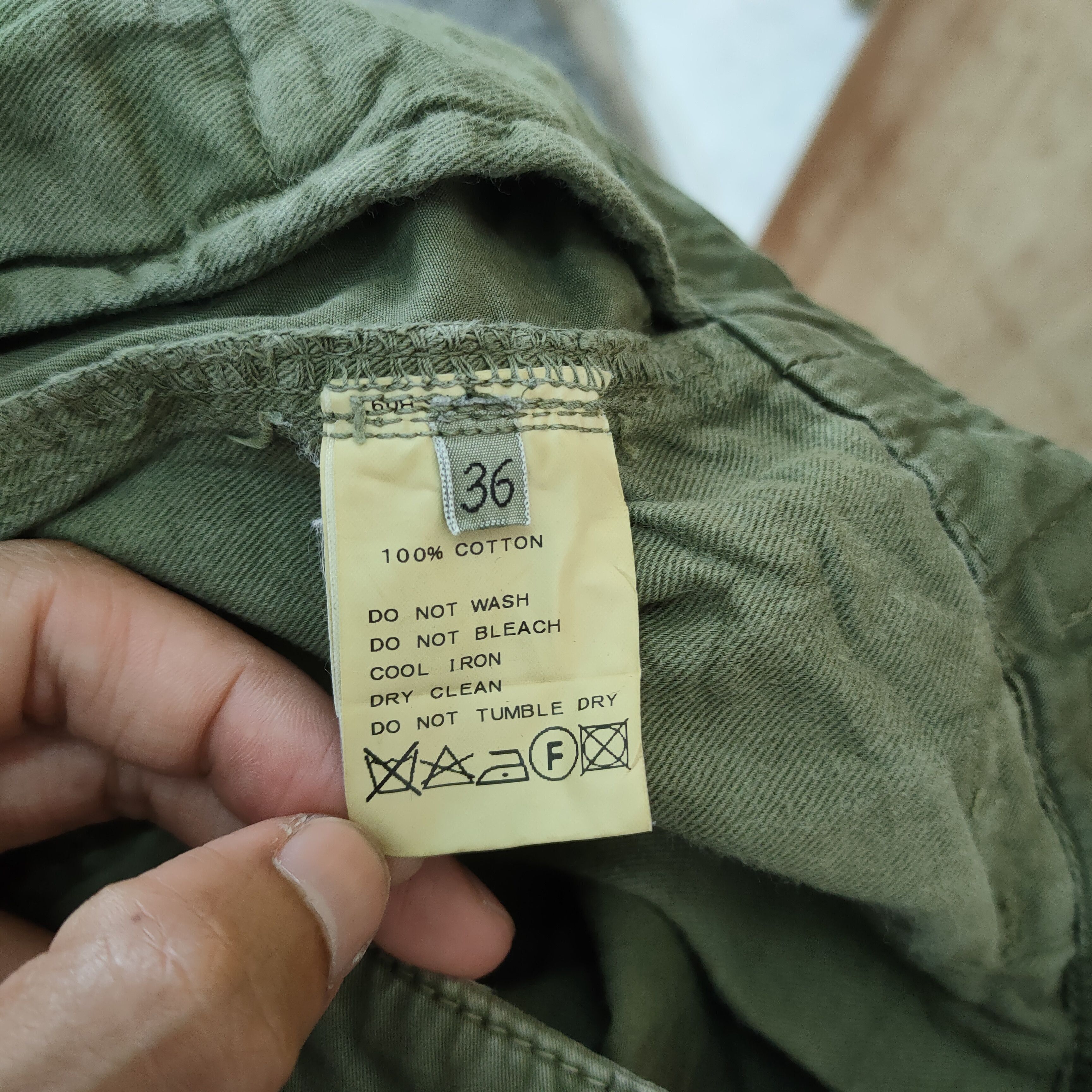 Japanese Brand LARRURE GREEN CARGO PANTS Size US 26 / EU 42 - 13 Thumbnail