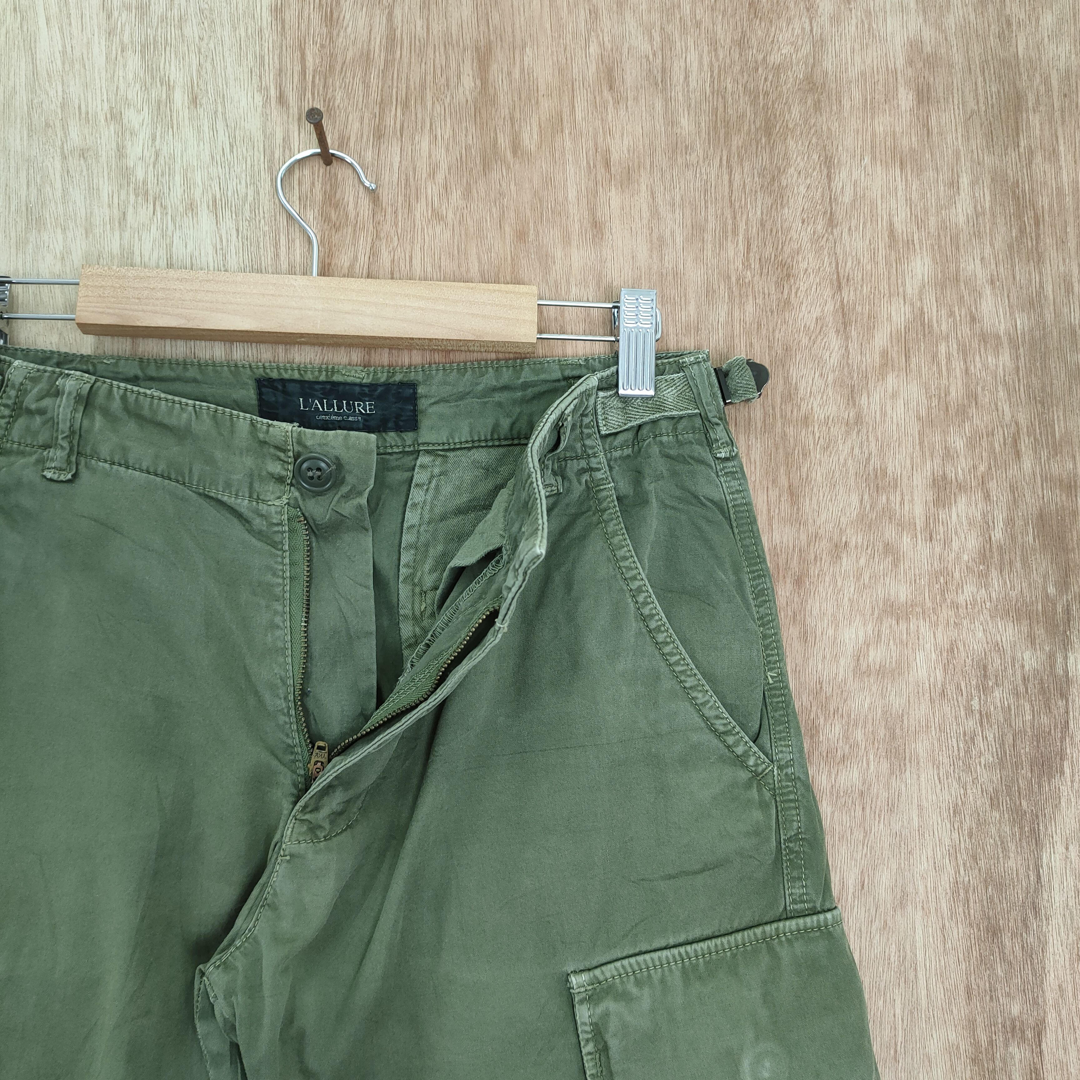 Japanese Brand LARRURE GREEN CARGO PANTS Size US 26 / EU 42 - 11 Thumbnail