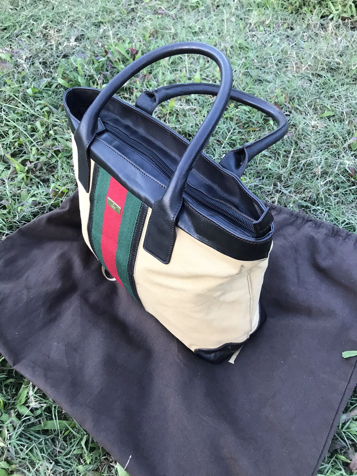 Vintage 🔥BEST OFFER 🔥Vintage Gucci handbag Size ONE SIZE - 12 Thumbnail