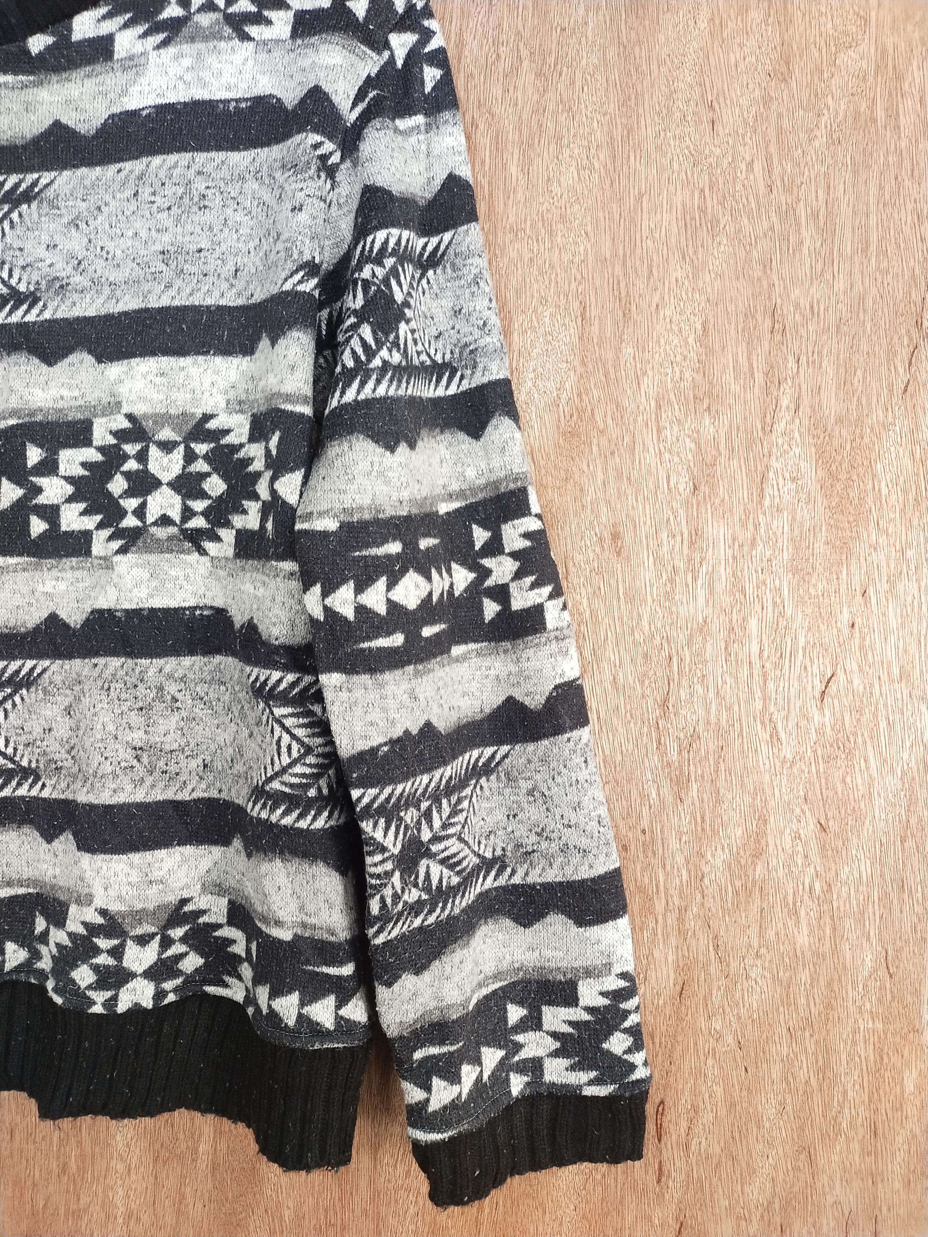 Vintage Power To The People gray navajo art stripe knitwear #S157 Size US M / EU 48-50 / 2 - 3 Thumbnail