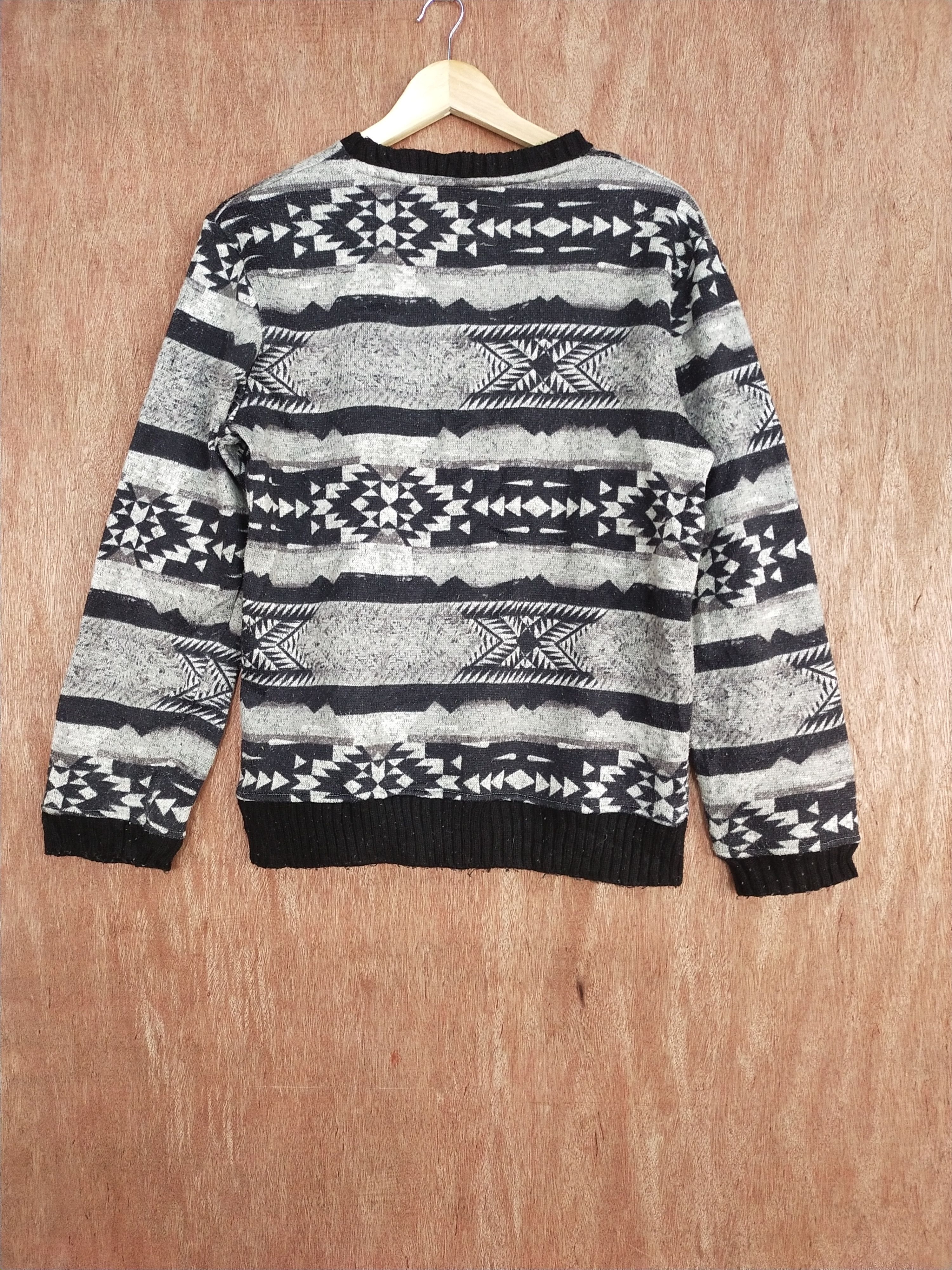 Vintage Power To The People gray navajo art stripe knitwear #S157 Size US M / EU 48-50 / 2 - 7 Thumbnail