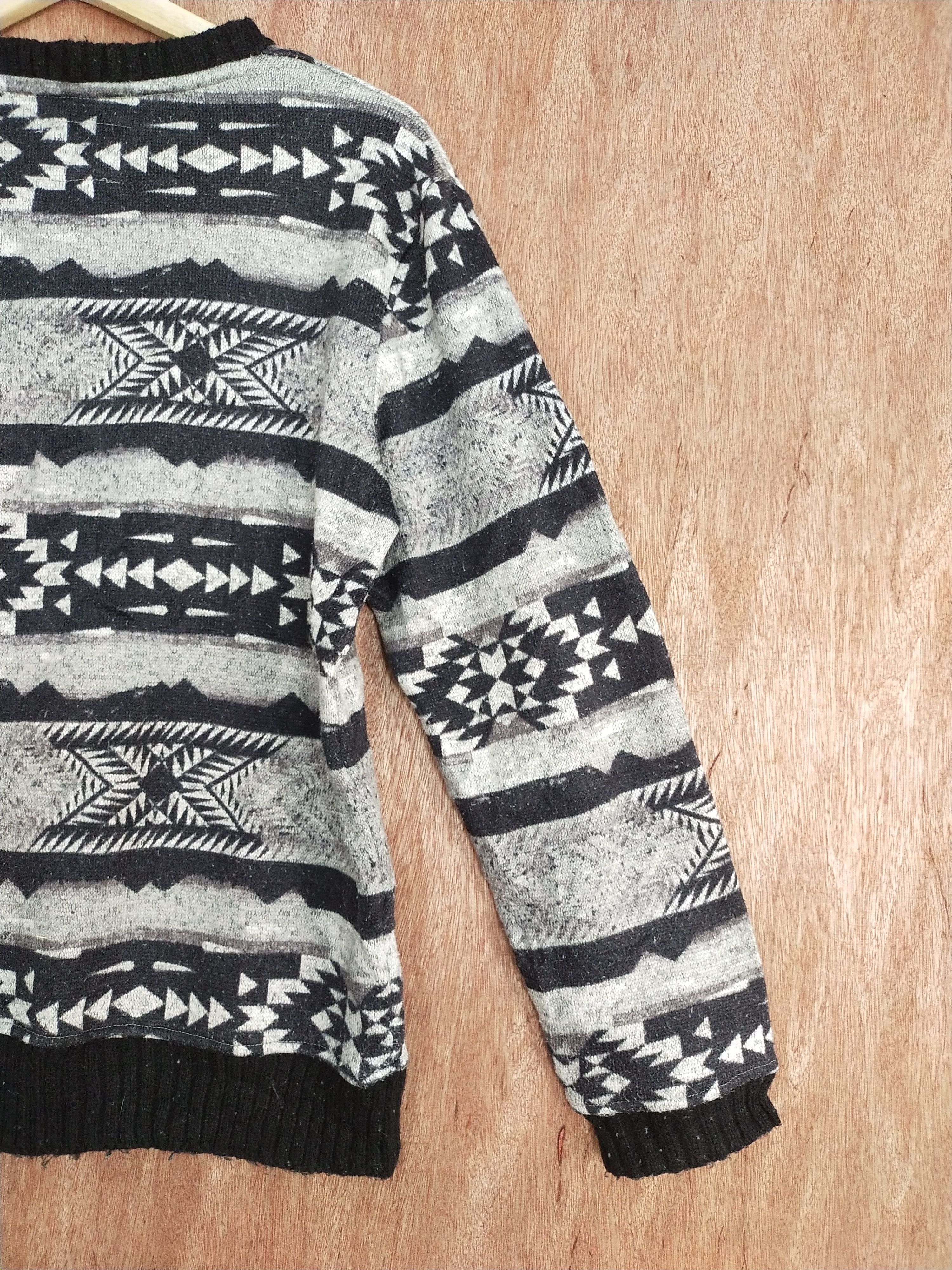 Vintage Power To The People gray navajo art stripe knitwear #S157 Size US M / EU 48-50 / 2 - 8 Thumbnail