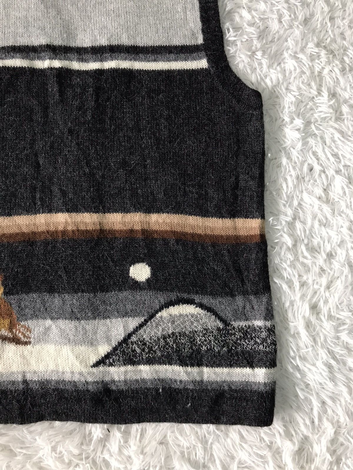 Art Comes First INCA-TEX 100% Alpaca Sleeveless Cardigan Nice Printed Size US M / EU 48-50 / 2 - 8 Thumbnail