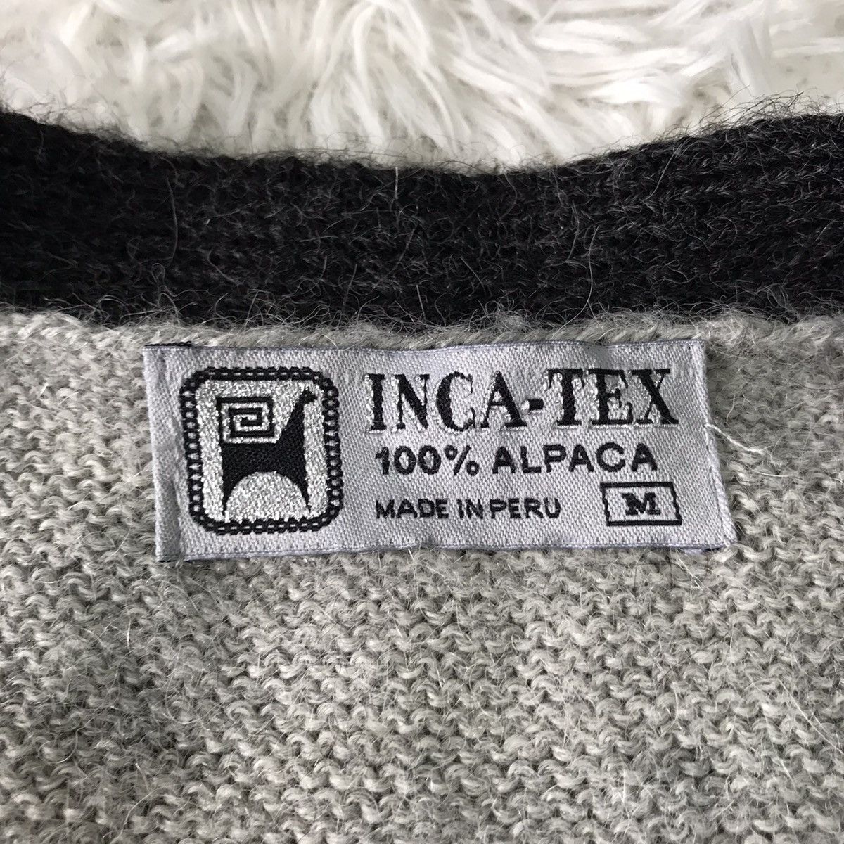 Art Comes First INCA-TEX 100% Alpaca Sleeveless Cardigan Nice Printed Size US M / EU 48-50 / 2 - 13 Thumbnail