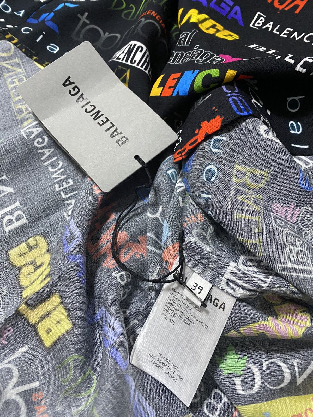 Balenciaga Multicolor TV Show Logo Pattern Shirt Size US M / EU 48-50 / 2 - 3 Thumbnail