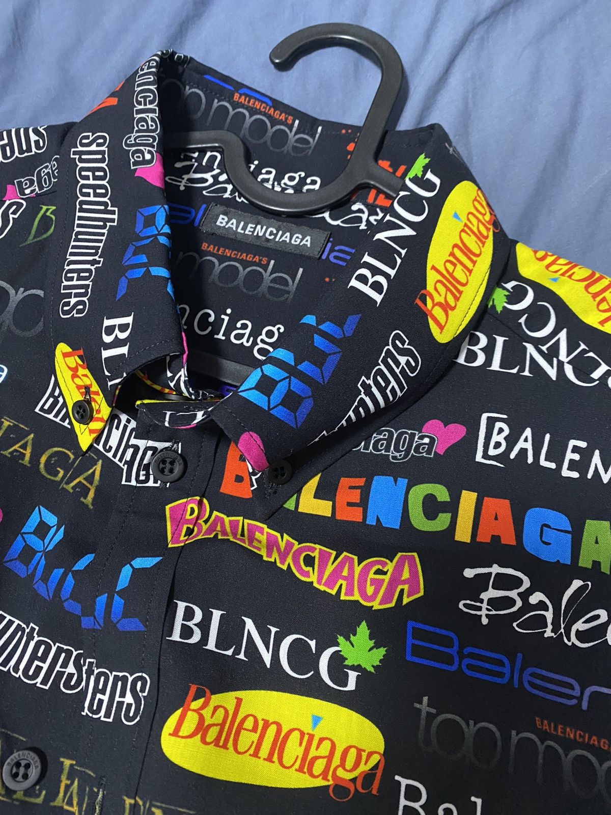 Balenciaga Multicolor TV Show Logo Pattern Shirt Size US M / EU 48-50 / 2 - 4 Thumbnail
