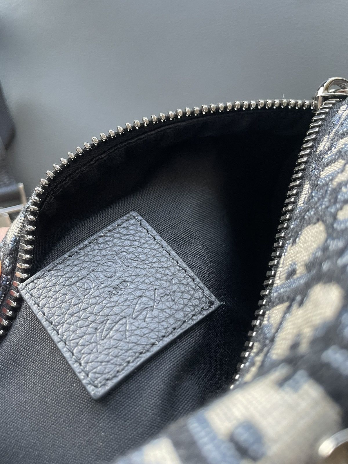 Dior Super Runway Dior x Kenny Scharf Oblique Saddle Keepall Bag Size ONE SIZE - 4 Thumbnail