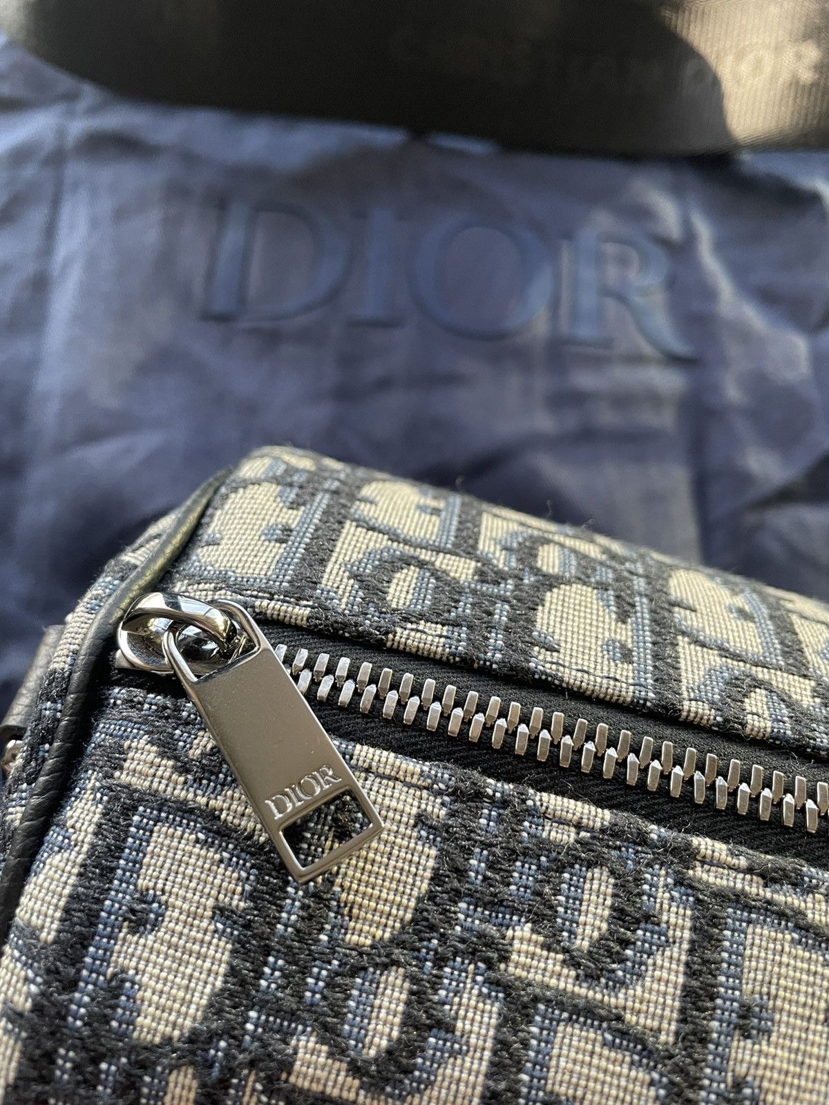 Dior Super Runway Dior x Kenny Scharf Oblique Saddle Keepall Bag Size ONE SIZE - 8 Thumbnail