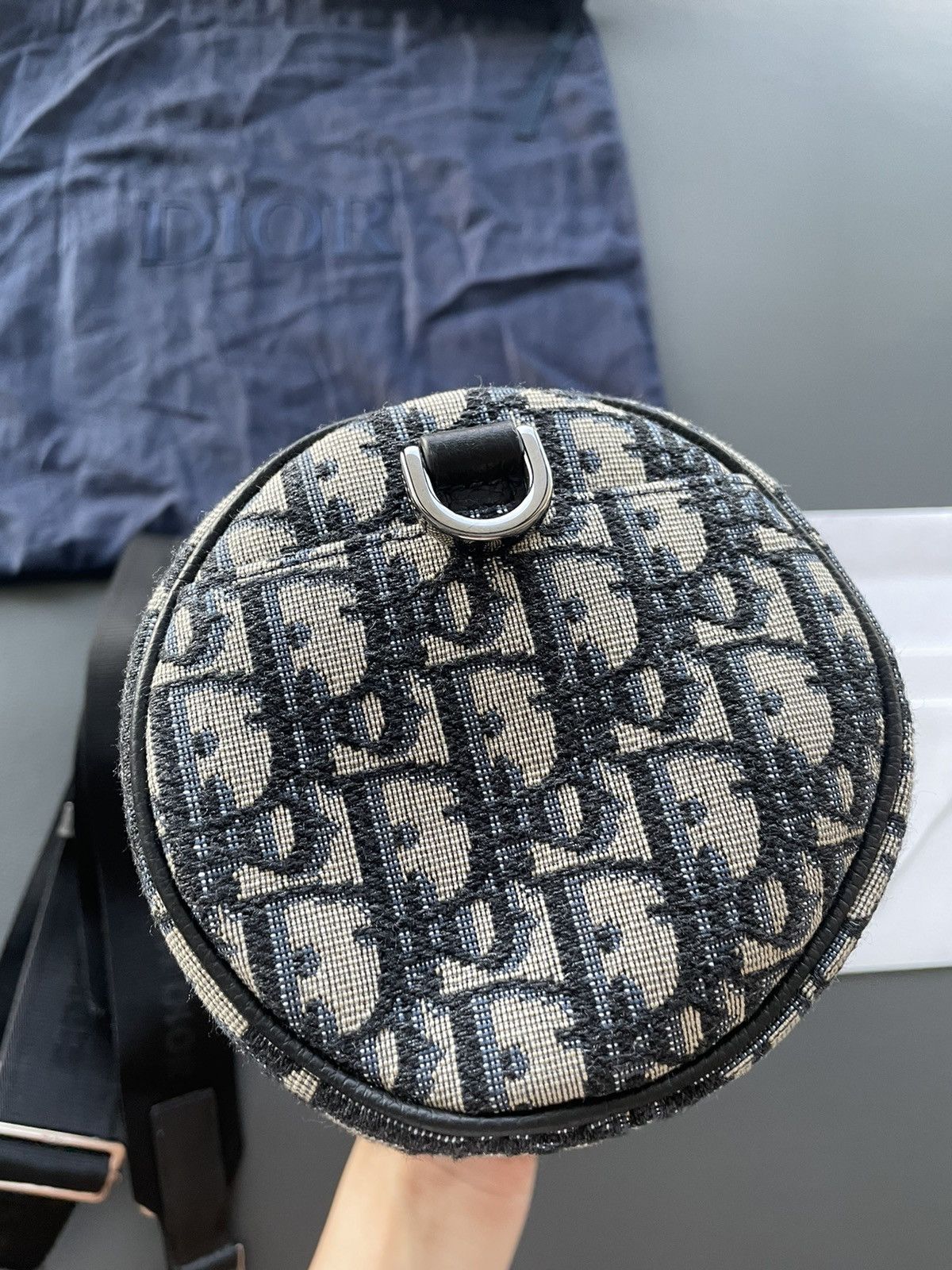 Dior Super Runway Dior x Kenny Scharf Oblique Saddle Keepall Bag Size ONE SIZE - 19 Thumbnail