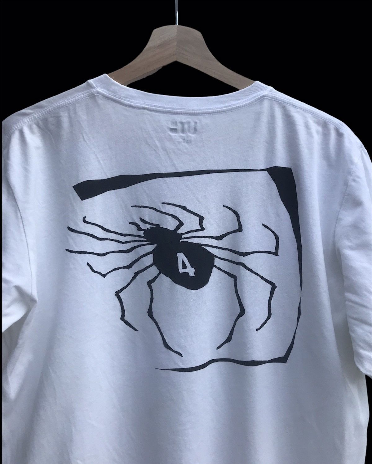 Anime × Japanese Brand × Uniqlo Hunter x Hunter Japanese Manga Series T Shirt Size US L / EU 52-54 / 3 - 4 Thumbnail
