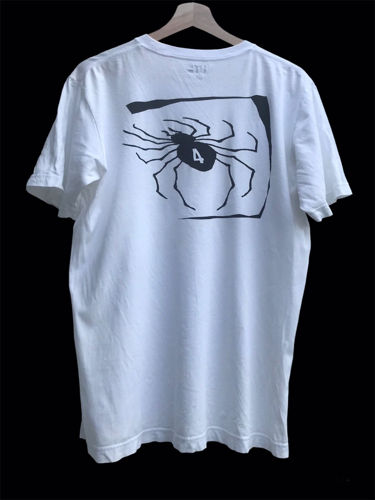 Anime × Japanese Brand × Uniqlo Hunter x Hunter Japanese Manga Series T Shirt Size US L / EU 52-54 / 3 - 2 Thumbnail