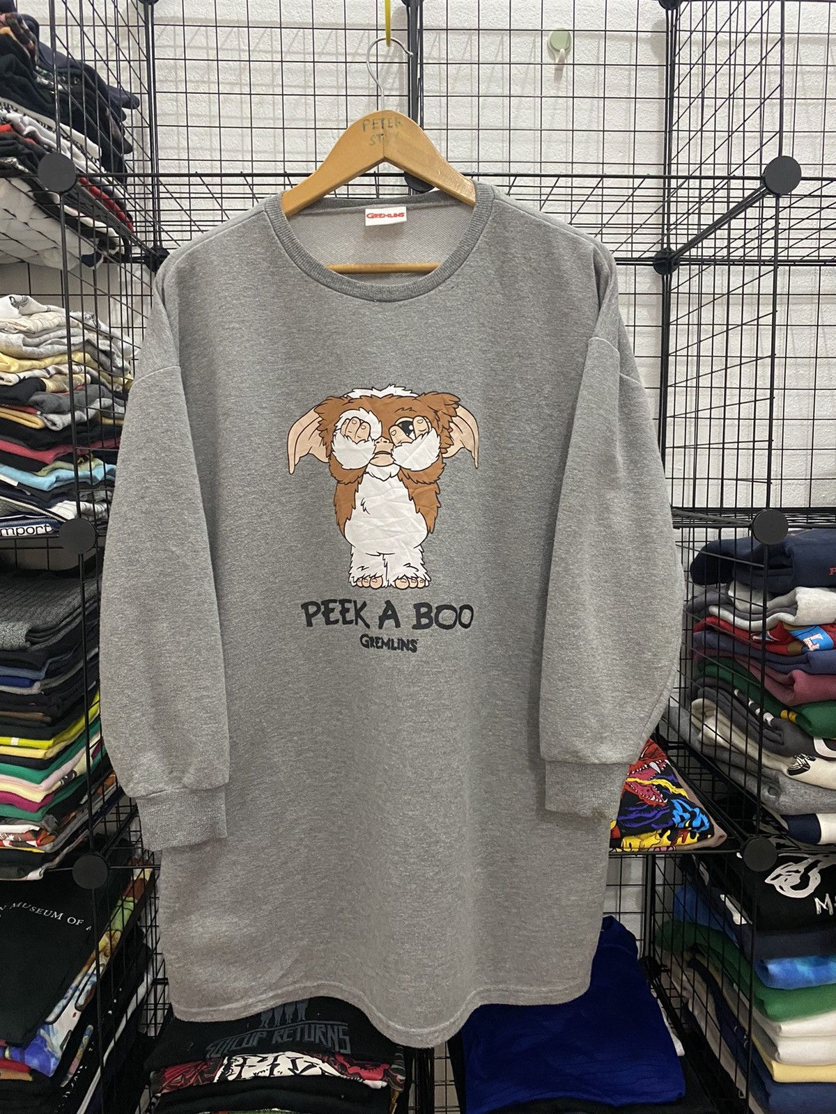 Anime × Cartoon Network PEEK A BOO GREMLINS SWEATSHIRT Size US L / EU 52-54 / 3 - 1 Thumbnail