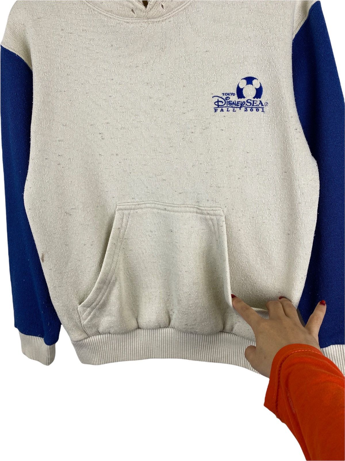 Cartoon Network × Disney × Vintage VINTAGE TOKYO DISNEY FALL 2001 SWEATER Size US S / EU 44-46 / 1 - 4 Thumbnail