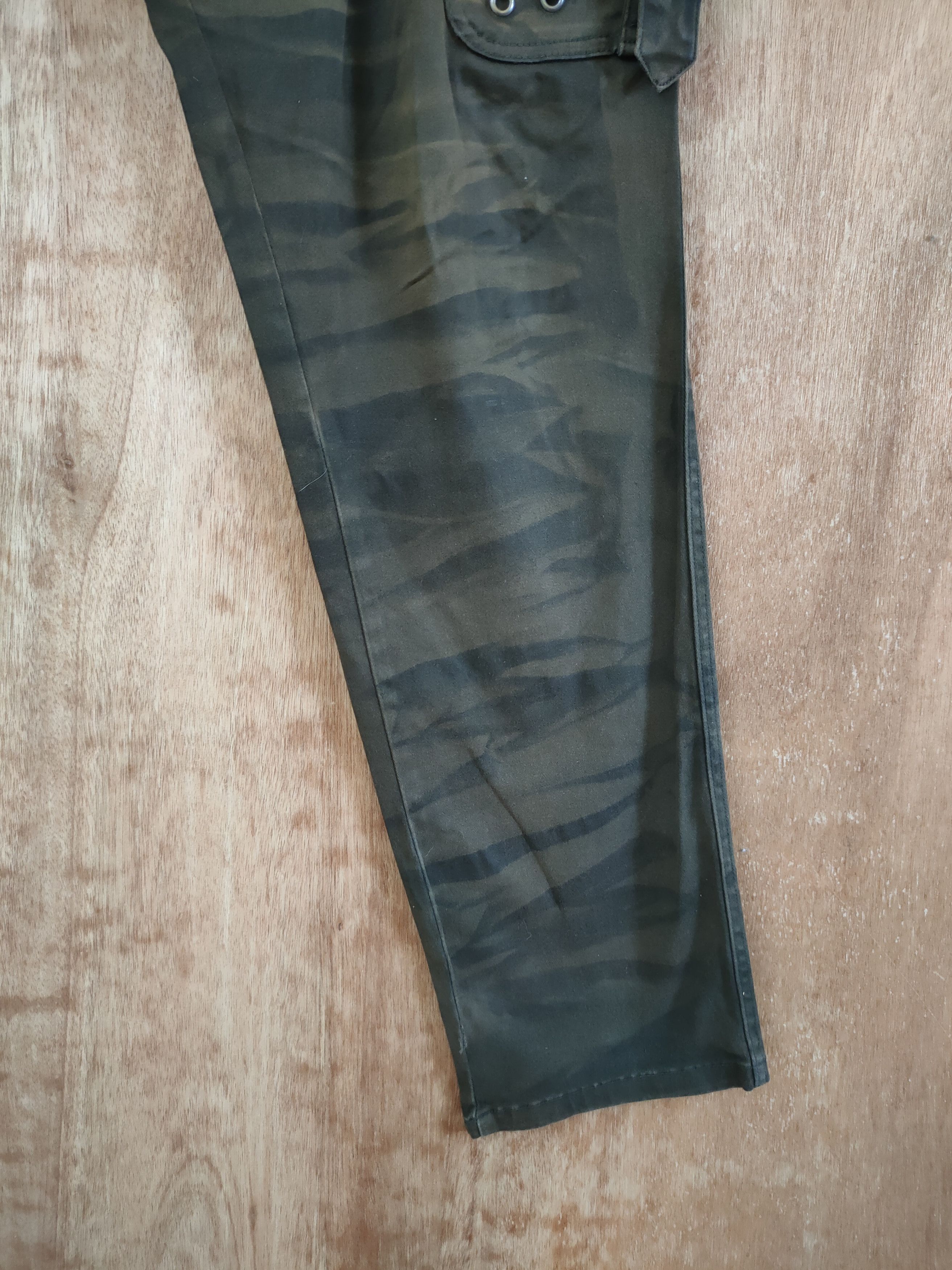 Japanese Brand DLL semantic design camo punk cargo pants #sp46-267T Size US 34 / EU 50 - 3 Thumbnail