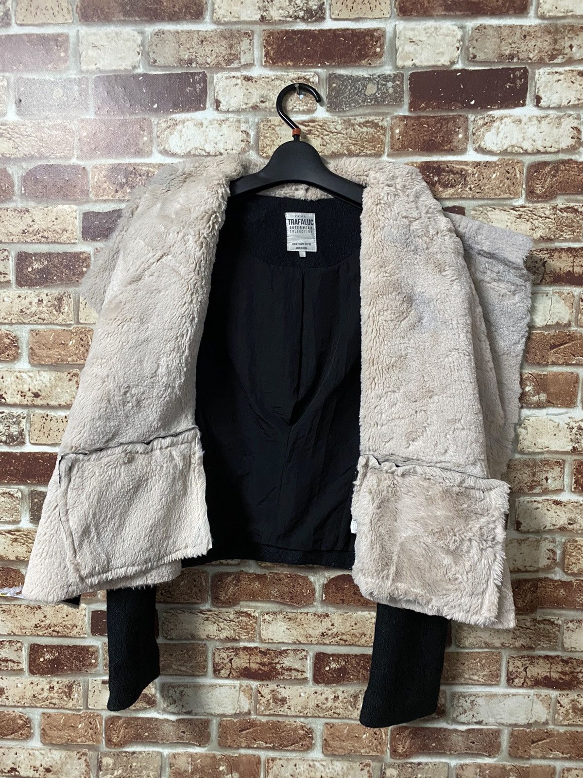 Zara ZARA TRAFALUC OUTERWEAR COLLECTION CROP JACKET Size US S / EU 44-46 / 1 - 4 Thumbnail