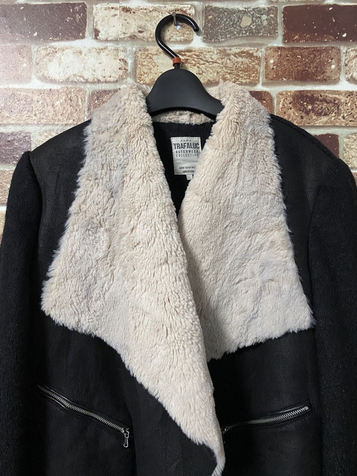 Zara ZARA TRAFALUC OUTERWEAR COLLECTION CROP JACKET Size US S / EU 44-46 / 1 - 3 Thumbnail