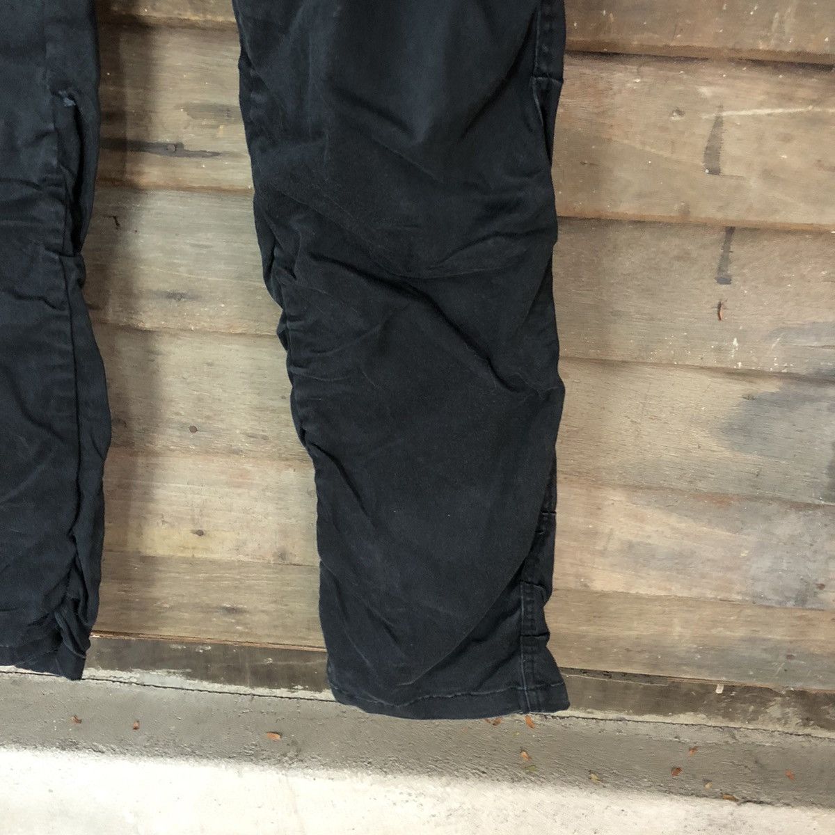 8 by YOOX 8Eight Standard Wear multipocket Black Cargo Pants #4527 Size US 33 - 9 Thumbnail