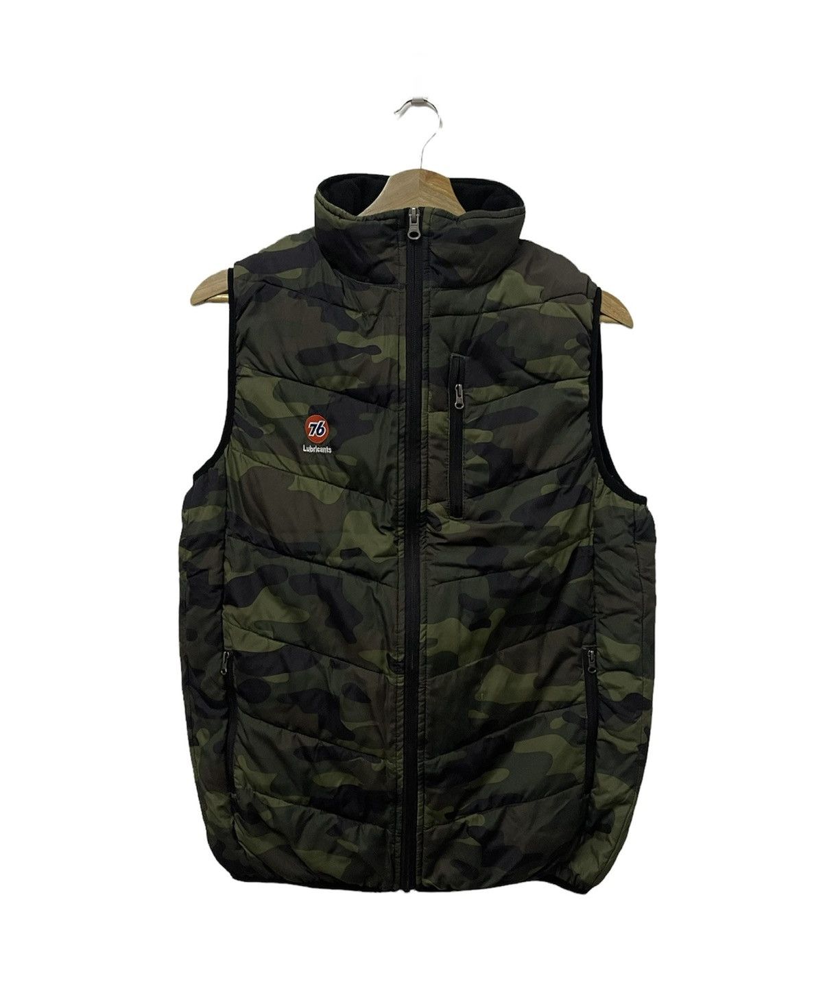 Japanese Brand × Vintage Vintage 76 Lubricants Embroidery Mini Logo Camoflauge Vest Size US M / EU 48-50 / 2 - 1 Thumbnail