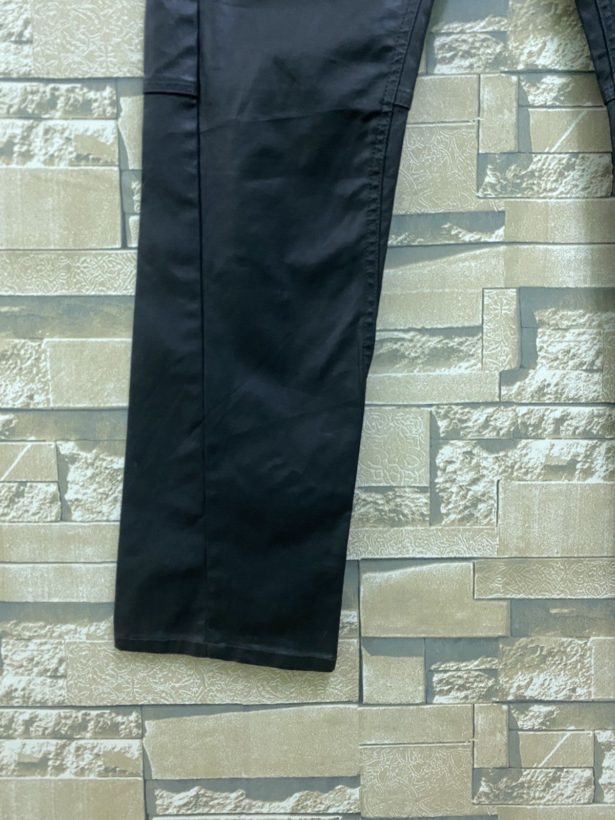 Japanese Brand UNIQLO Coated Cloth Synthetic Leather Pants Size US 29 - 7 Thumbnail