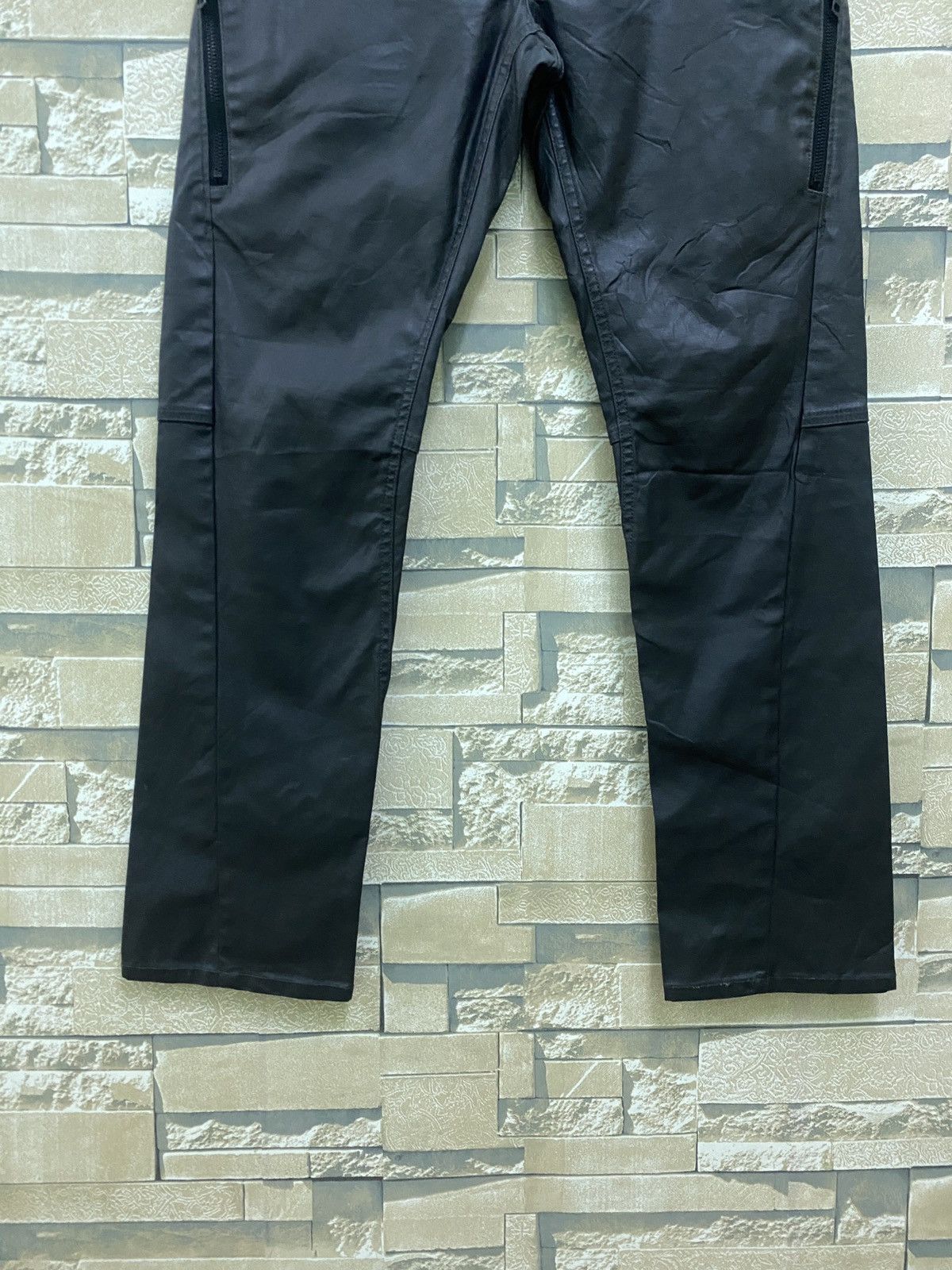 Japanese Brand UNIQLO Coated Cloth Synthetic Leather Pants Size US 29 - 6 Thumbnail