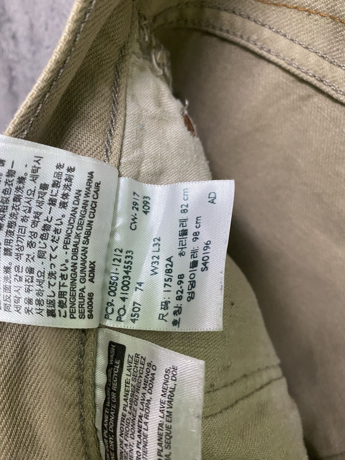 Levi's × Vintage Vintage LEVIS 501 Single R Distressed Denim - L69 Size US 34 / EU 50 - 22 Thumbnail