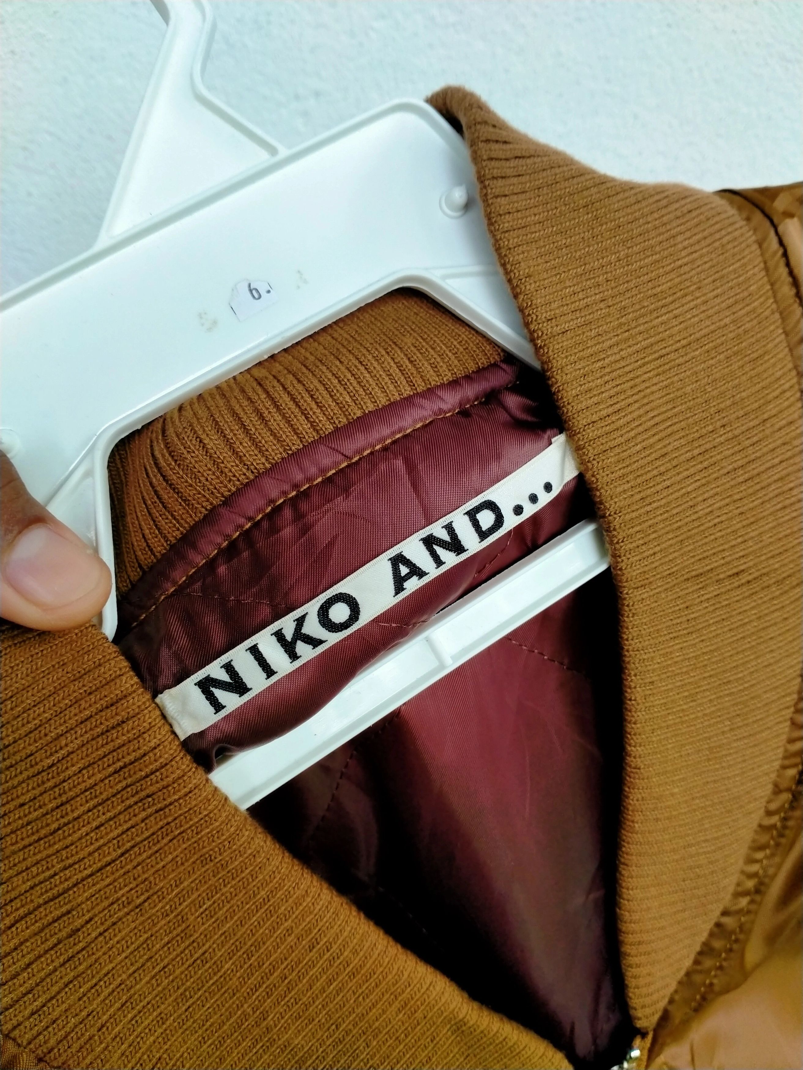 Niko and ... Cropped Bomber Jacket