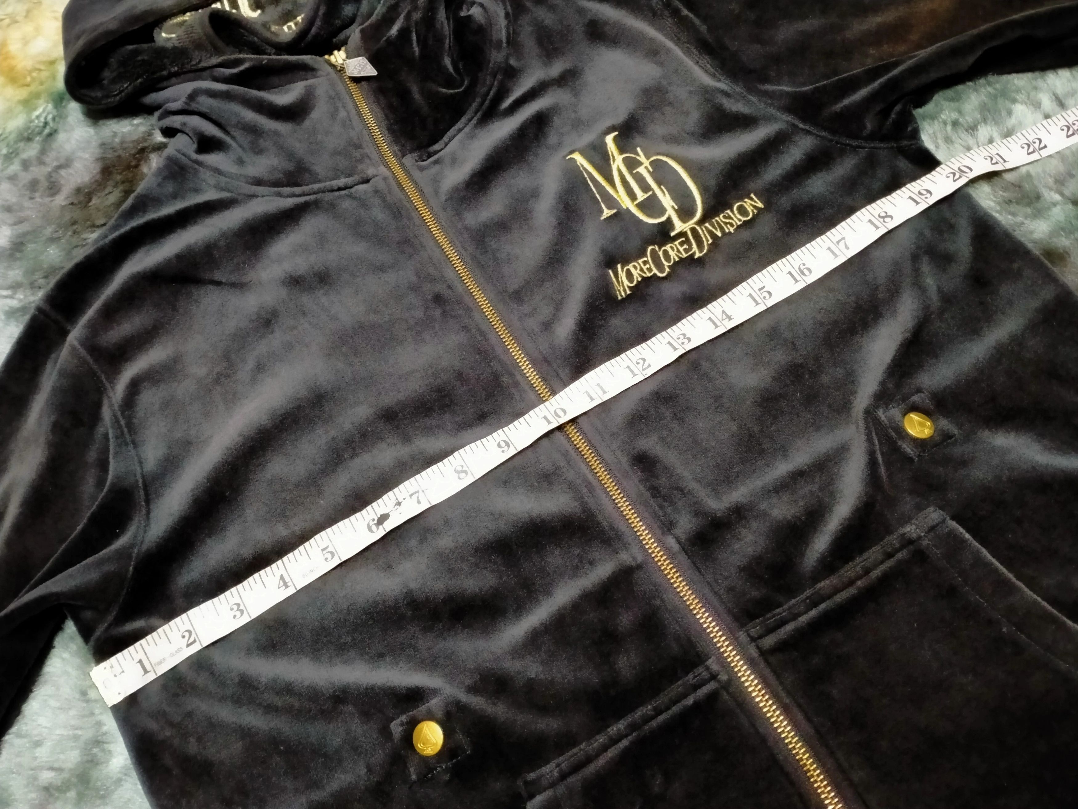 Japanese Brand MCD Full Face Black Velvet Hoodie Size US S / EU 44-46 / 1 - 11 Thumbnail