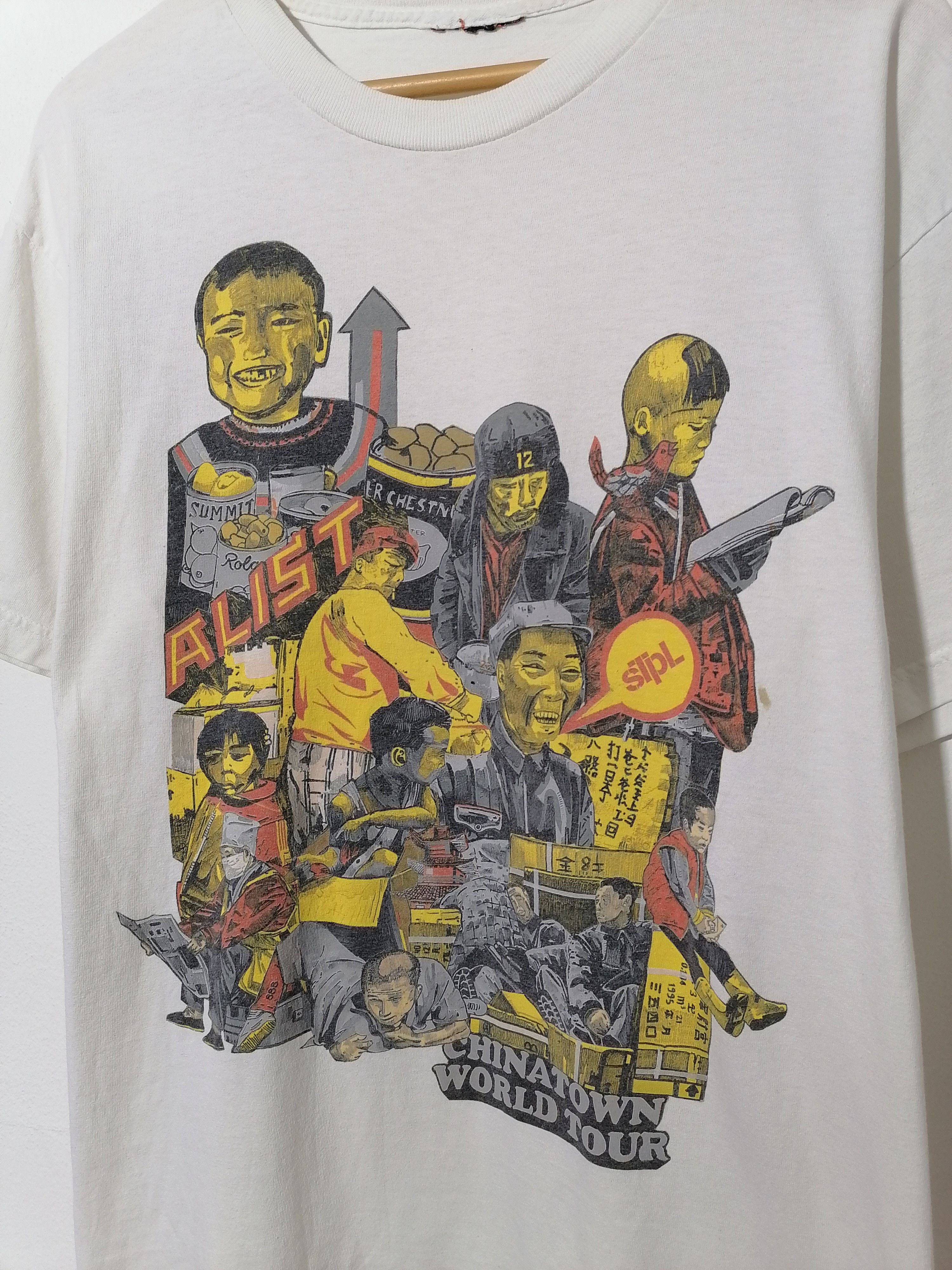 Band Tees × Market 2006 China Town World Tour Tee Size US L / EU 52-54 / 3 - 2 Thumbnail