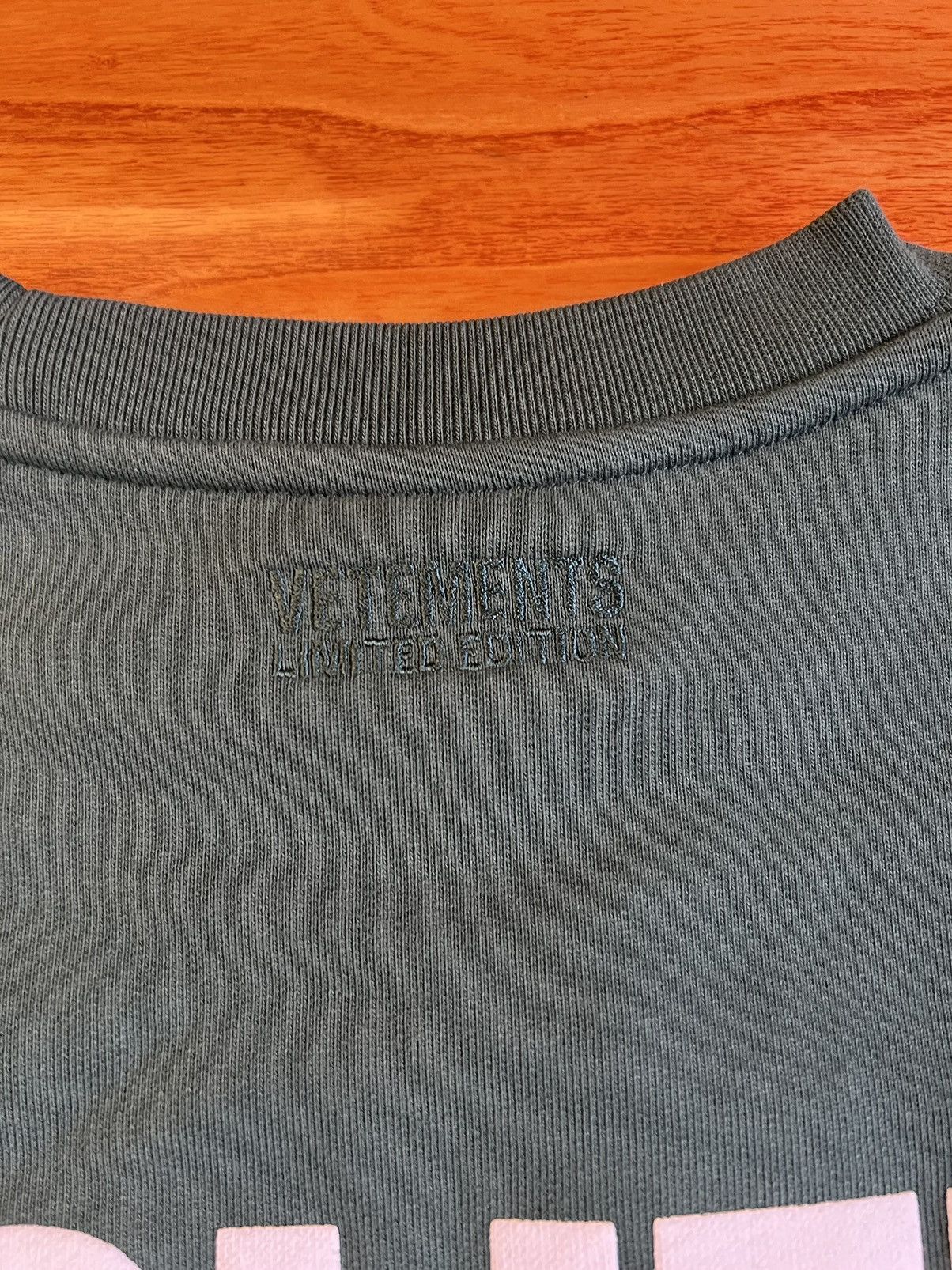 Vetements Vetements Polizei Sweatshirt Size US XL / EU 56 / 4 - 4 Thumbnail
