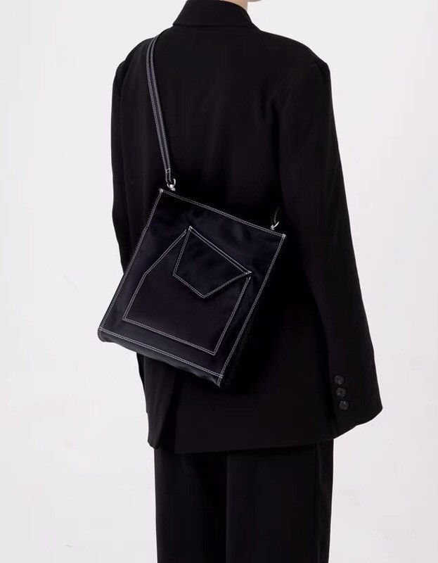 Japanese Brand Korean fashion black nylon crossbody bag shoulder bag Size ONE SIZE - 2 Thumbnail