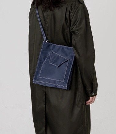Japanese Brand Korean fashion navy blue nylon crossbody bag shoulder bag Size ONE SIZE - 2 Thumbnail