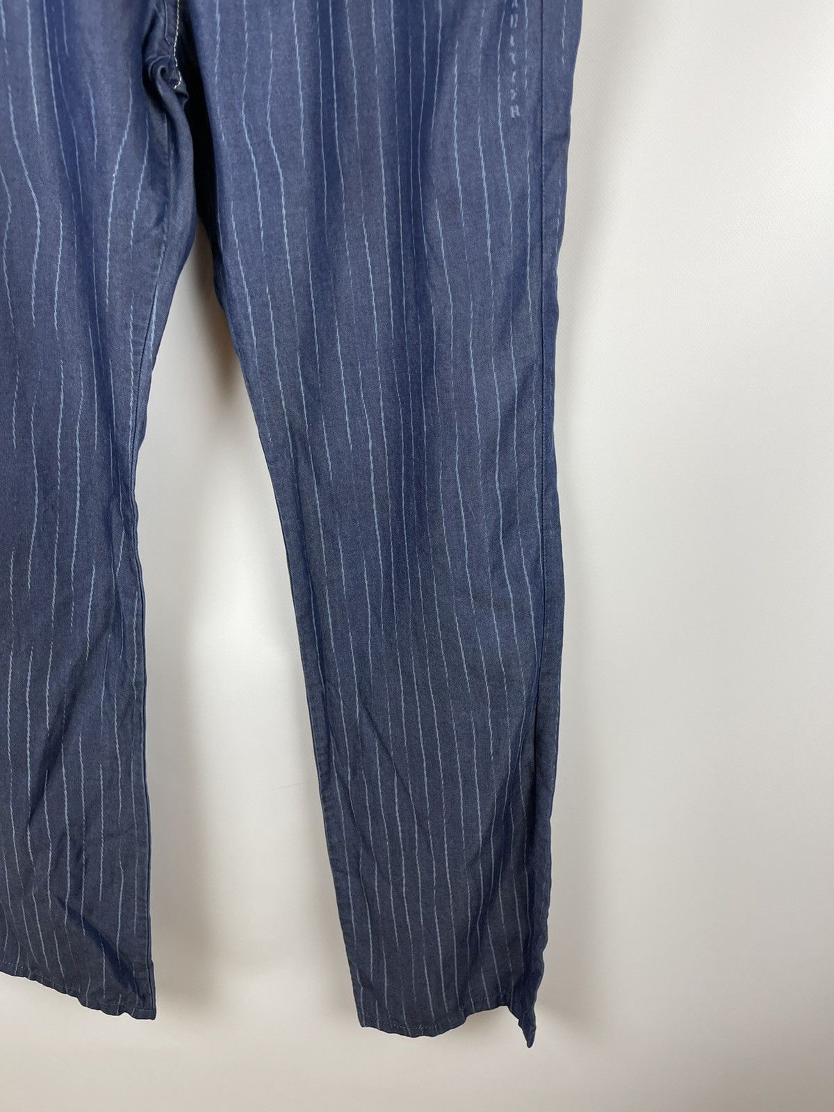Jean Paul Gaultier Jean Paul Gaultier luxury pinstripe logo casual chino pants Size US 33 - 6 Thumbnail