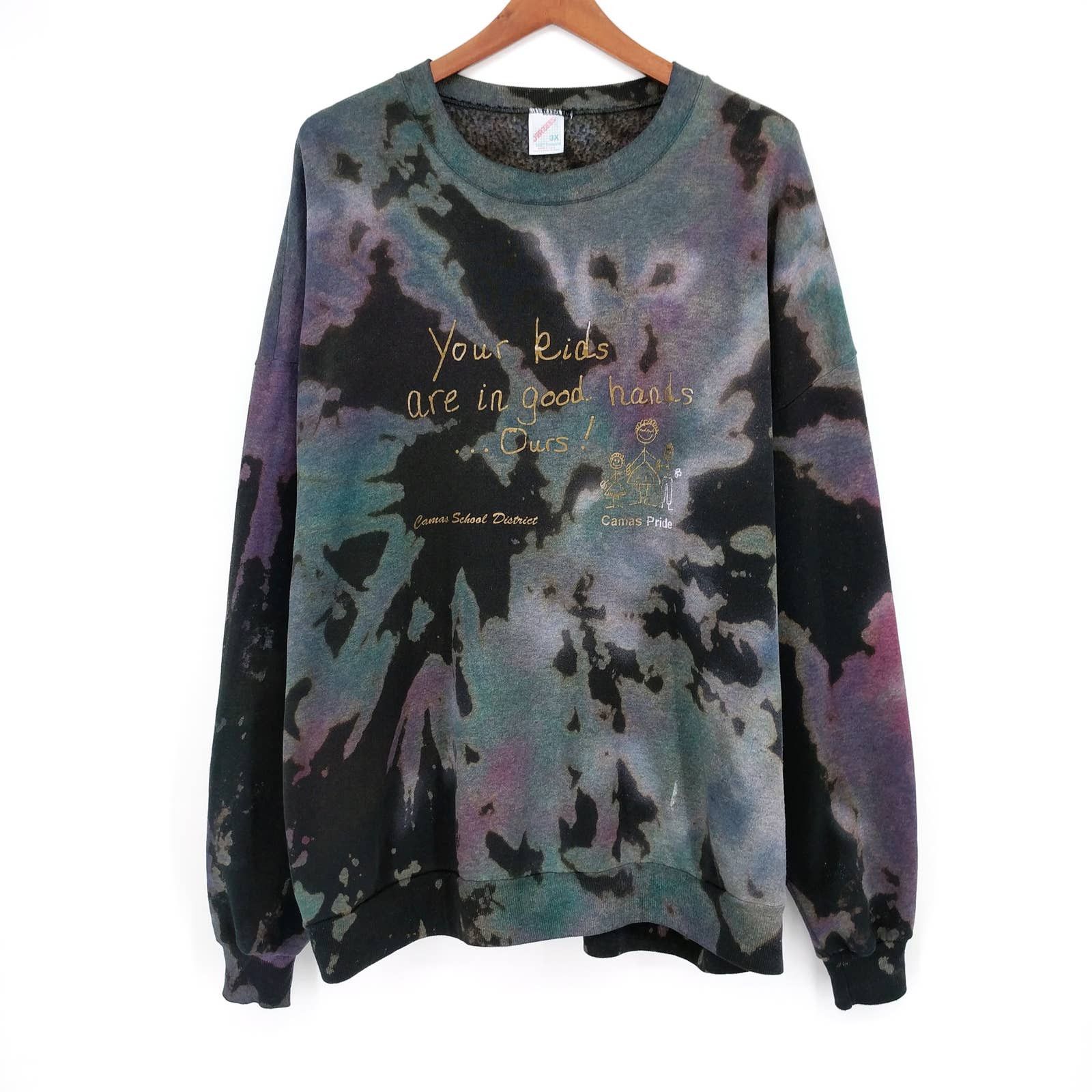 Vintage Vintage Camas Pride Custom Painted Bleach Tie Dye Sweatshirt Size US XXL / EU 58 / 5 - 1 Thumbnail