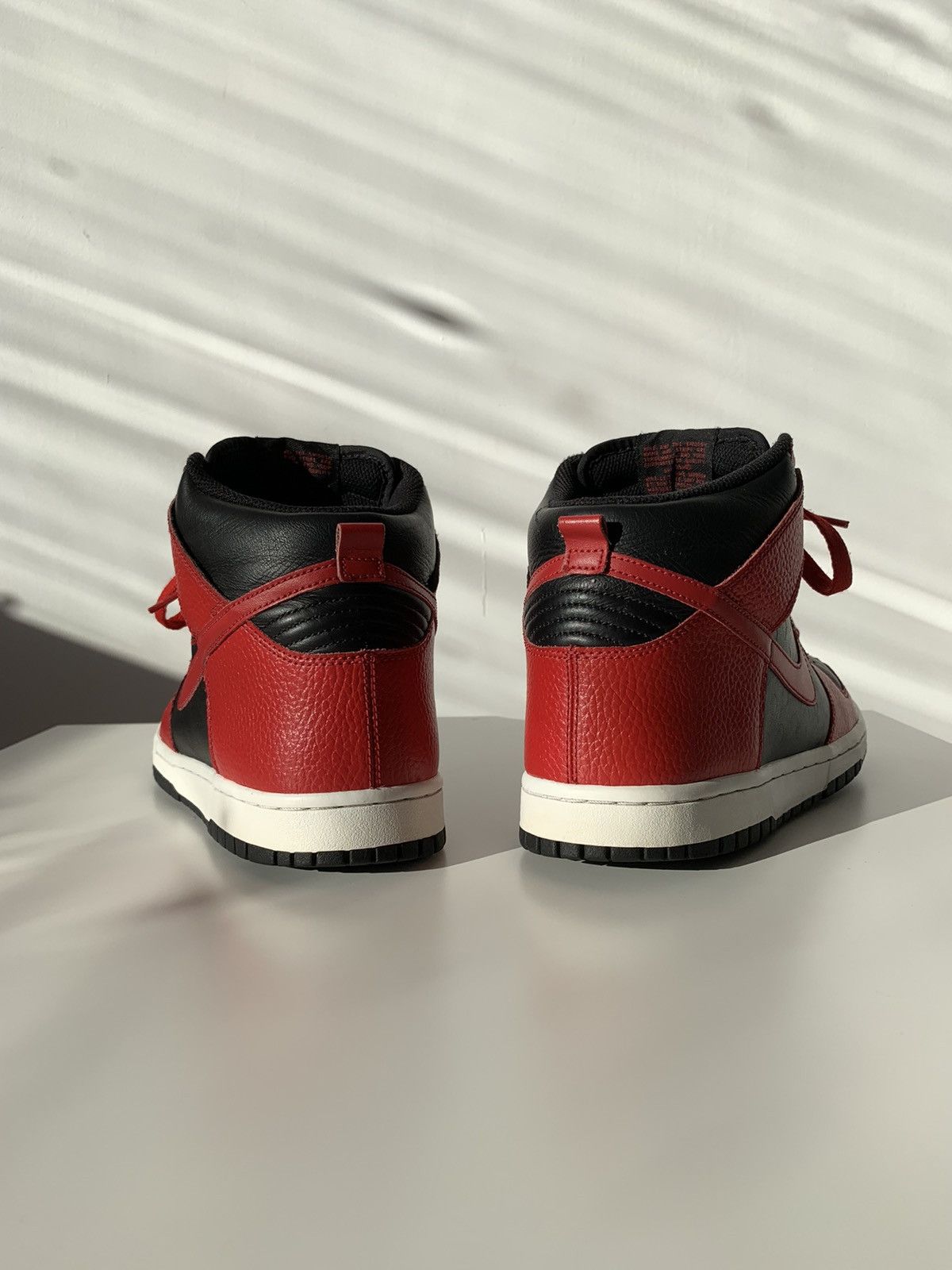 Nike 2010 Nike Dunk High Be True To Your Street Black/Red Size US 8 / EU 41 - 6 Thumbnail
