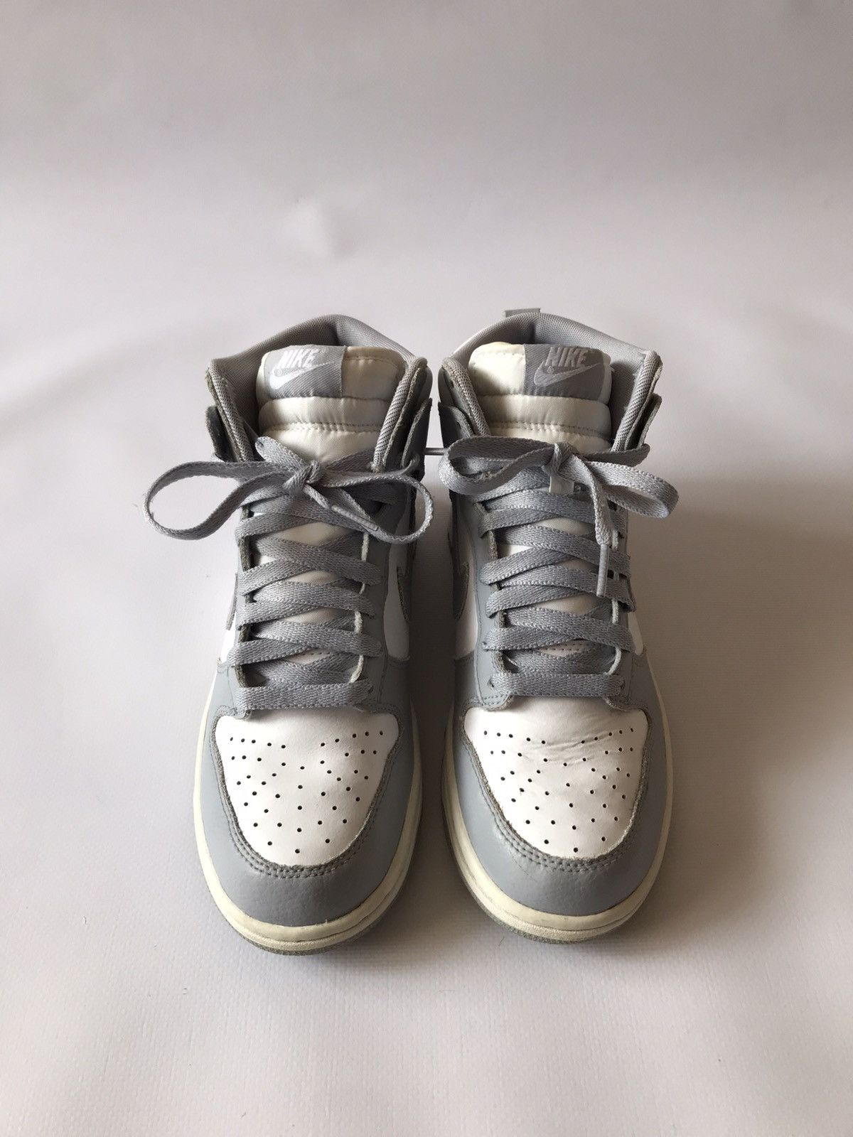 Nike 2016 Nike Dunk High White Wolf Grey WMNS Size US 7.5 / IT 37.5 - 9 Thumbnail