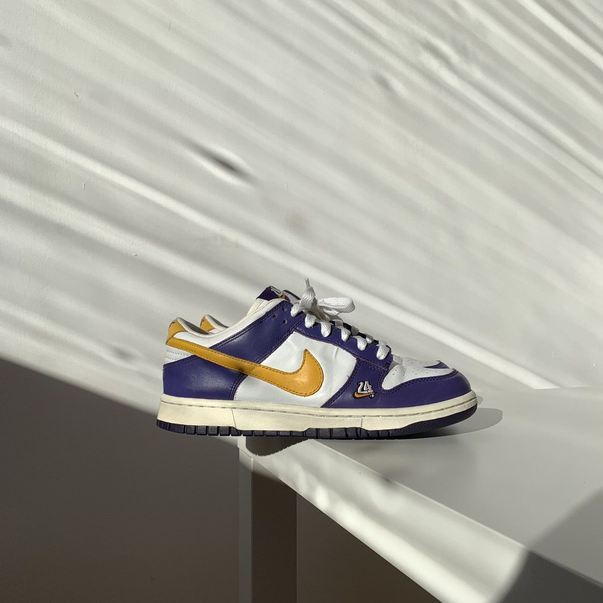 Nike × Vintage 2004 Nike Dunk "La" Lakers Yellow Del Sol/Court Purple Size US 7 / EU 40 - 13 Thumbnail
