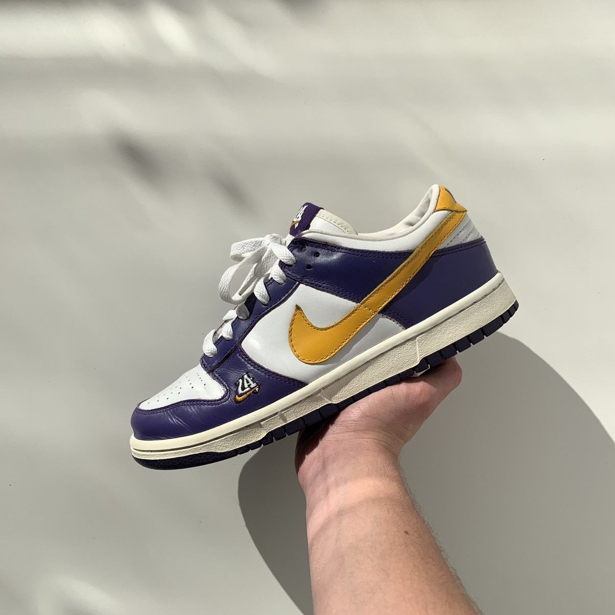 Nike × Vintage 2004 Nike Dunk "La" Lakers Yellow Del Sol/Court Purple Size US 7 / EU 40 - 10 Thumbnail