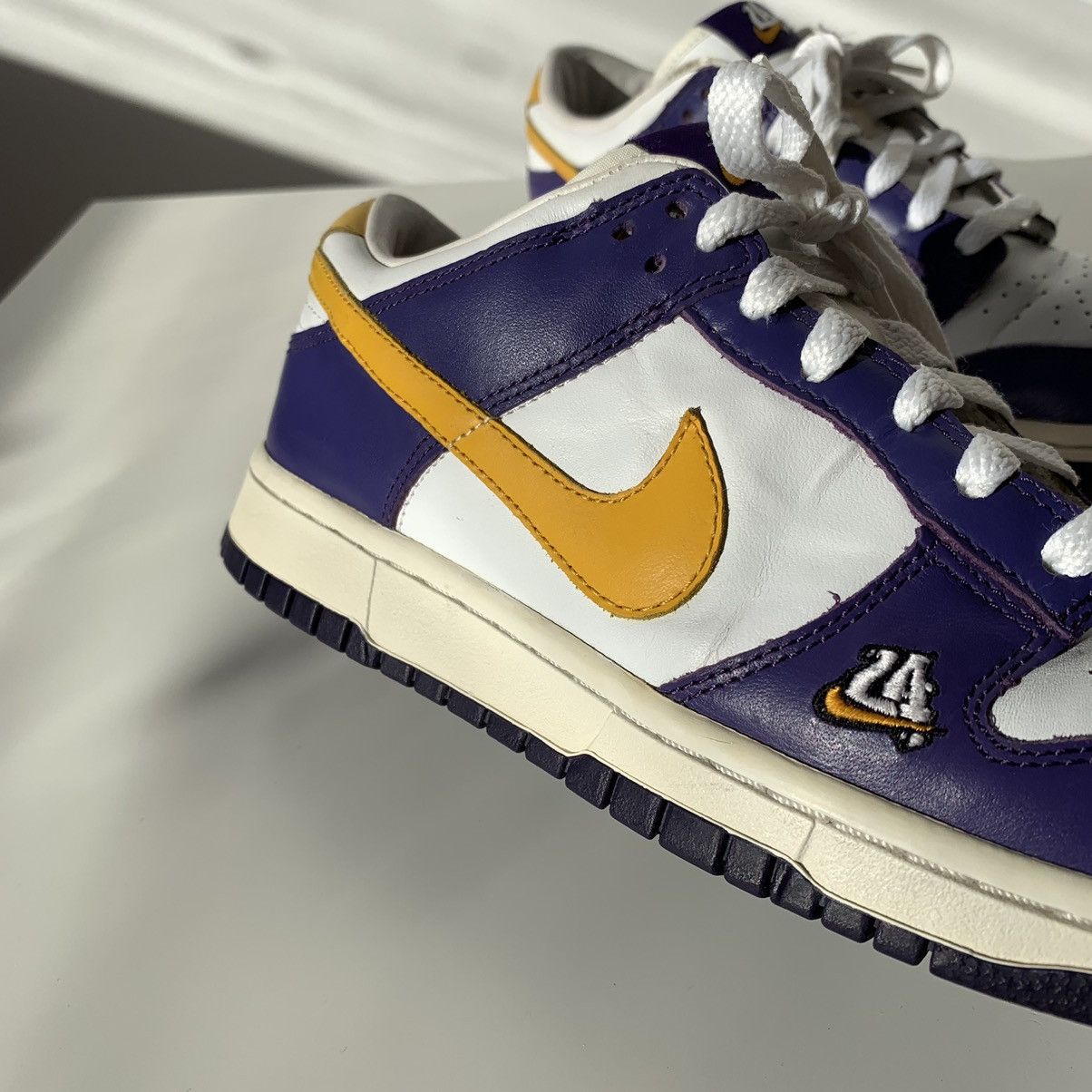 Nike × Vintage 2004 Nike Dunk "La" Lakers Yellow Del Sol/Court Purple Size US 7 / EU 40 - 12 Thumbnail