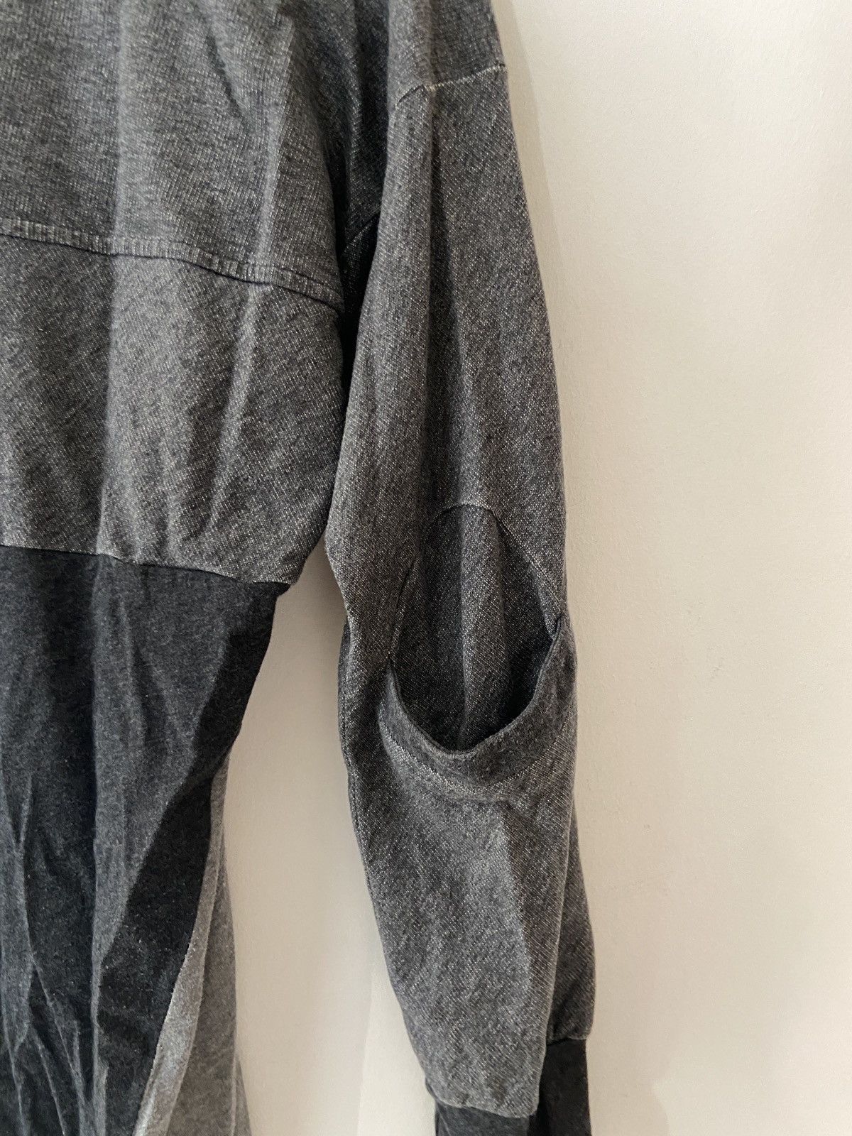 Helmut Lang Helmut Lang A/W03 Asymmetric Smiley Pocket Longsleeve Size US S / EU 44-46 / 1 - 6 Thumbnail