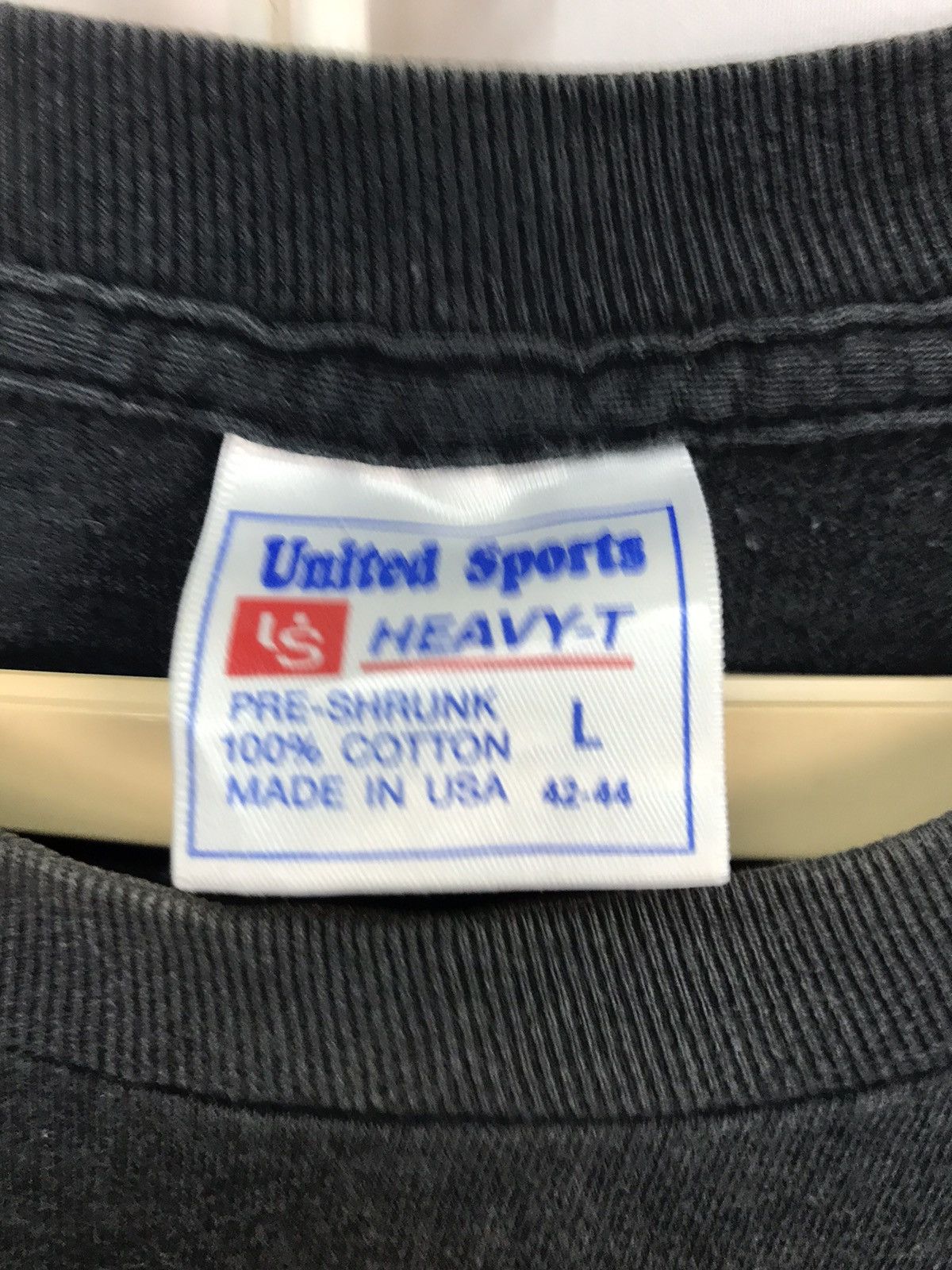 Vintage Printed distressed tshirt by United sport made in usa Size US M / EU 48-50 / 2 - 3 Thumbnail