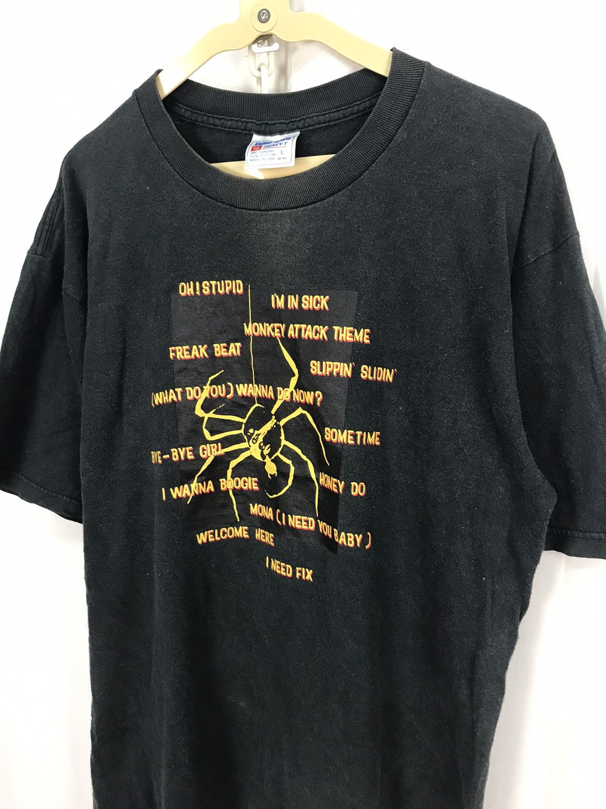 Vintage Printed distressed tshirt by United sport made in usa Size US M / EU 48-50 / 2 - 4 Thumbnail