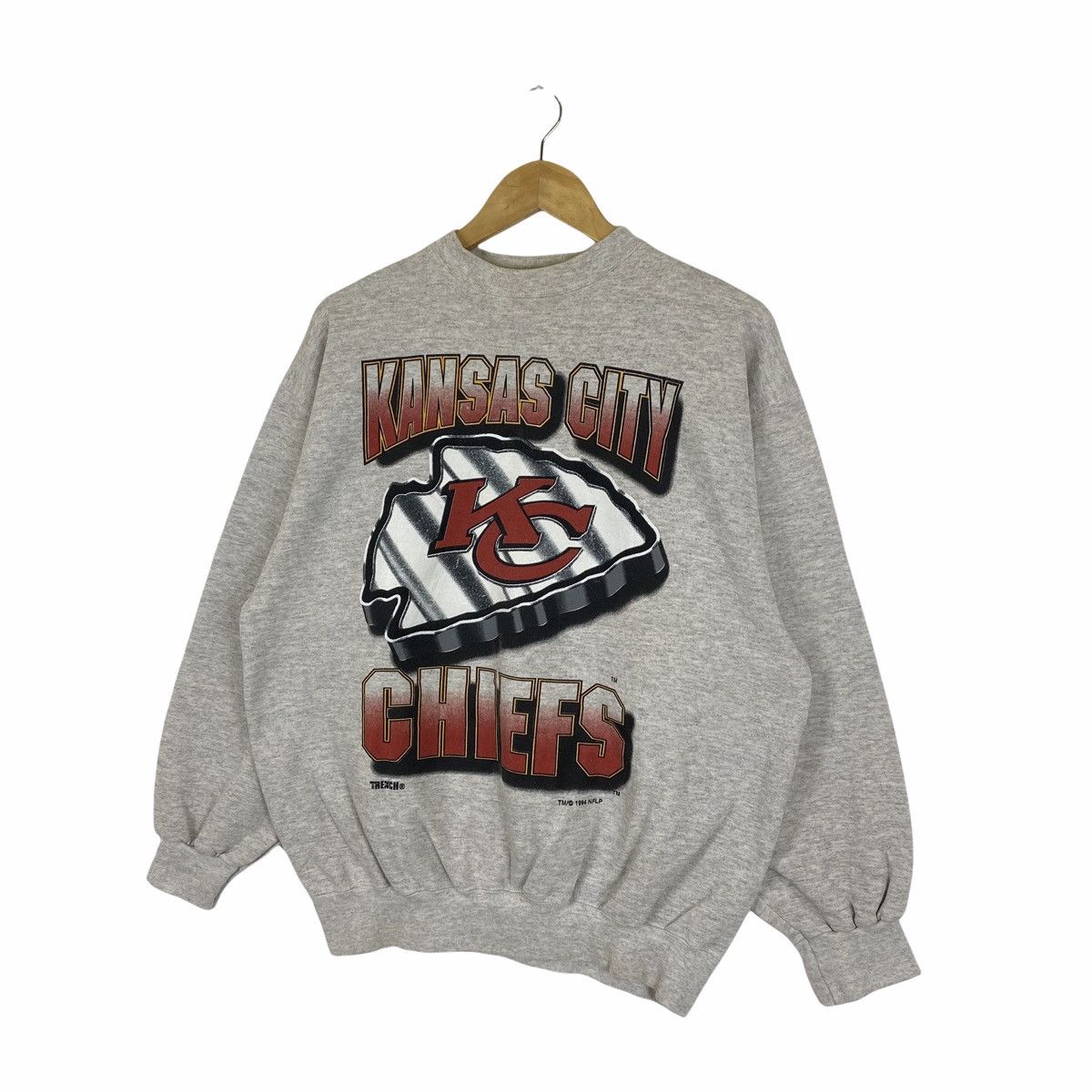 NFL Vintage KANSAS CITY CHIEF NFL Team Big Logo Sweatshirt Size US XL / EU 56 / 4 - 3 Thumbnail