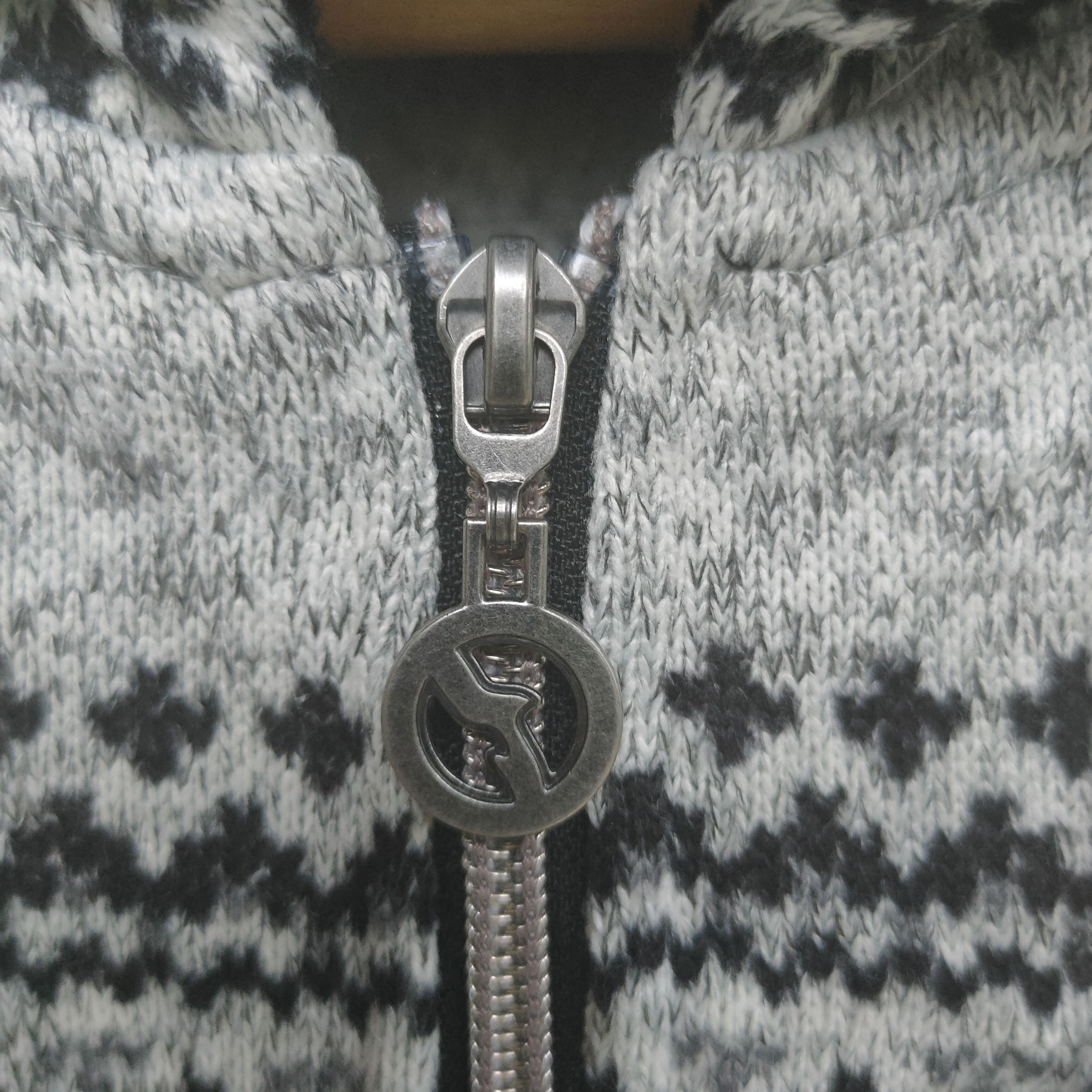 Japanese Brand Vintage Outdoor Zipper Ups Hoodie Sweater Size US M / EU 48-50 / 2 - 7 Thumbnail