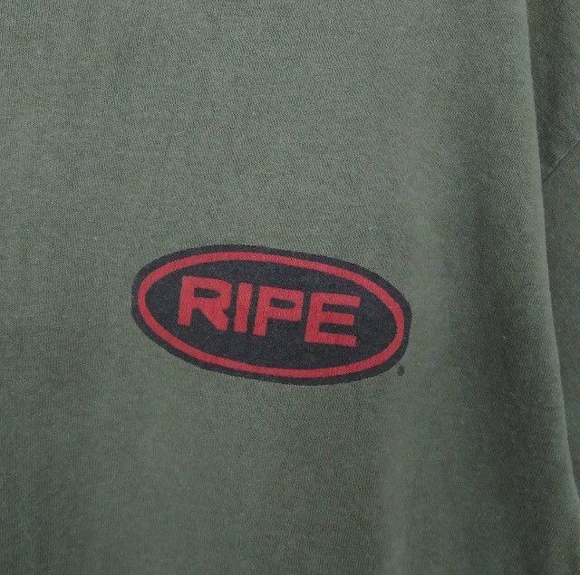 Vintage Vintage RIPE Skateboards Hentai Girl Show USA T-shirt Size US L / EU 52-54 / 3 - 5 Thumbnail