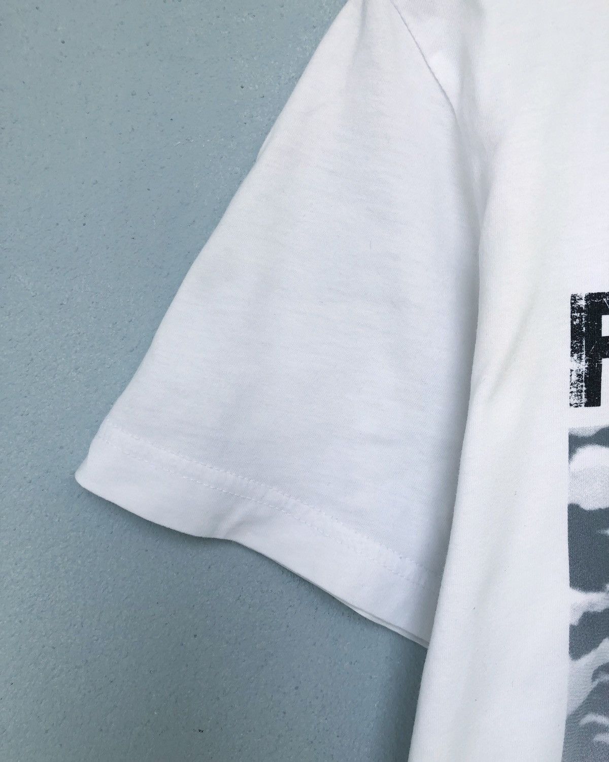 Japanese Brand × One Piece × Uniqlo Rare One Piece X Uniqlo Portgas D Ace Tee Size US M / EU 48-50 / 2 - 6 Thumbnail