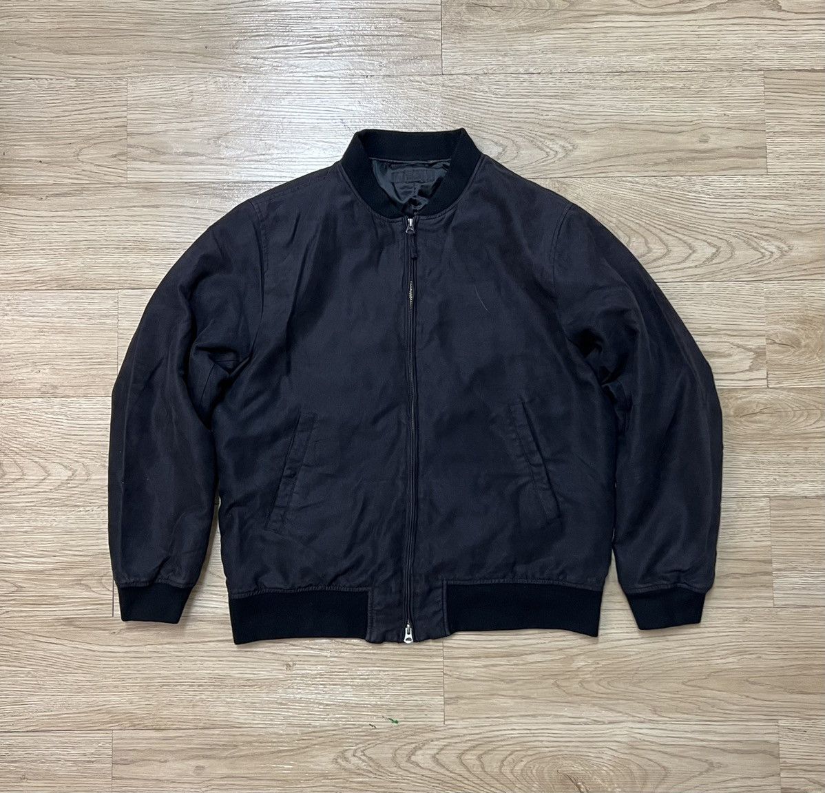 Uniqlo Uniqlo Polyester Suede Bomber Jacket | Grailed