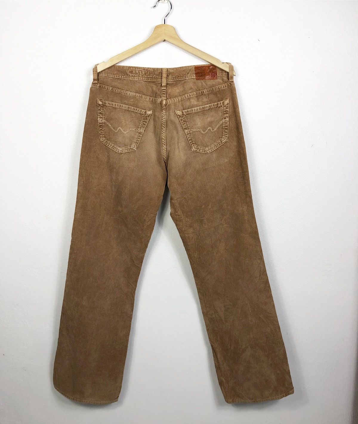 AG Adriano Goldschmied AG Adriano Goldschmied The Hero Corduroy Jeans Made in USA Size US 32 / EU 48 - 7 Thumbnail