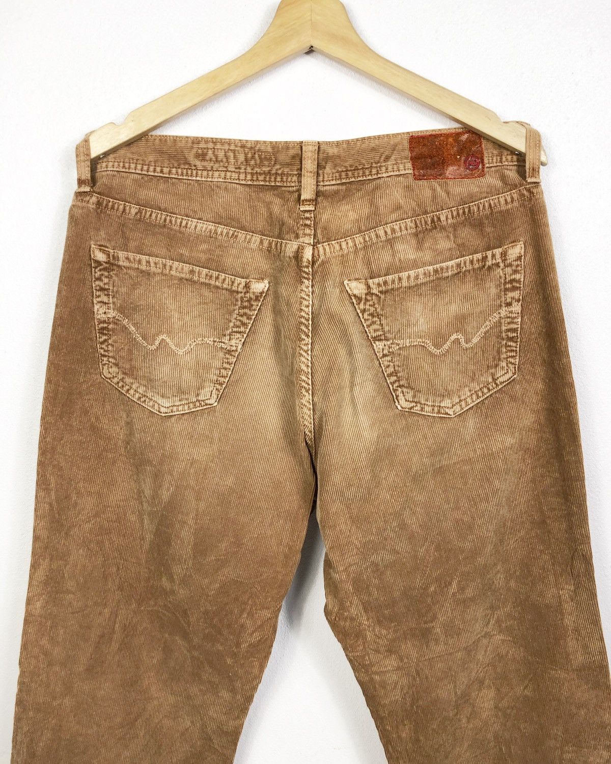 AG Adriano Goldschmied AG Adriano Goldschmied The Hero Corduroy Jeans Made in USA Size US 32 / EU 48 - 8 Thumbnail